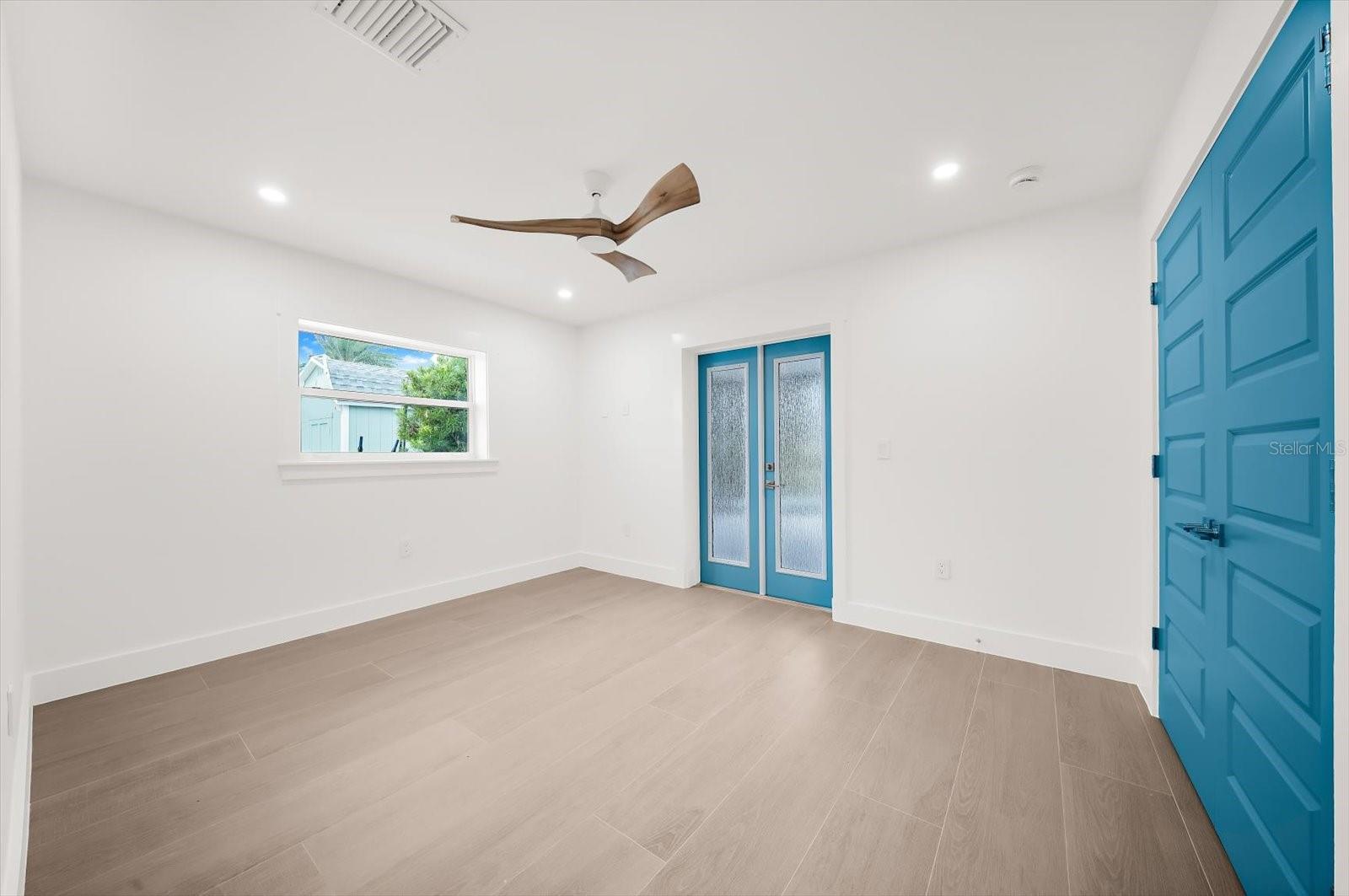 10304 KINGFISHER RD W — photo 40