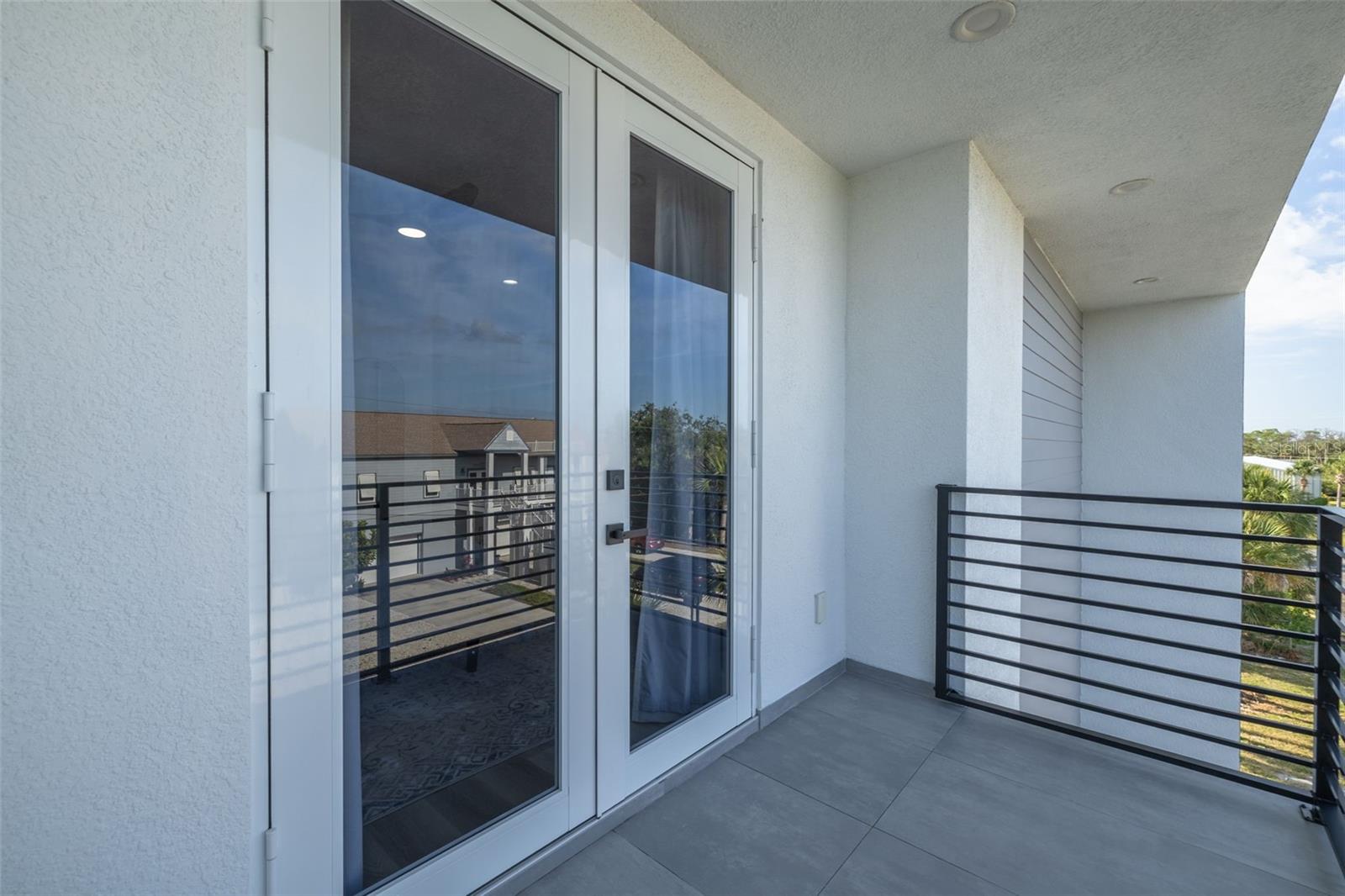 7609 DEEDRA CIR — photo 39