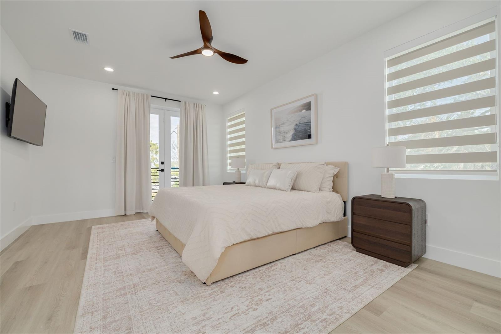 7609 DEEDRA CIR — photo 18