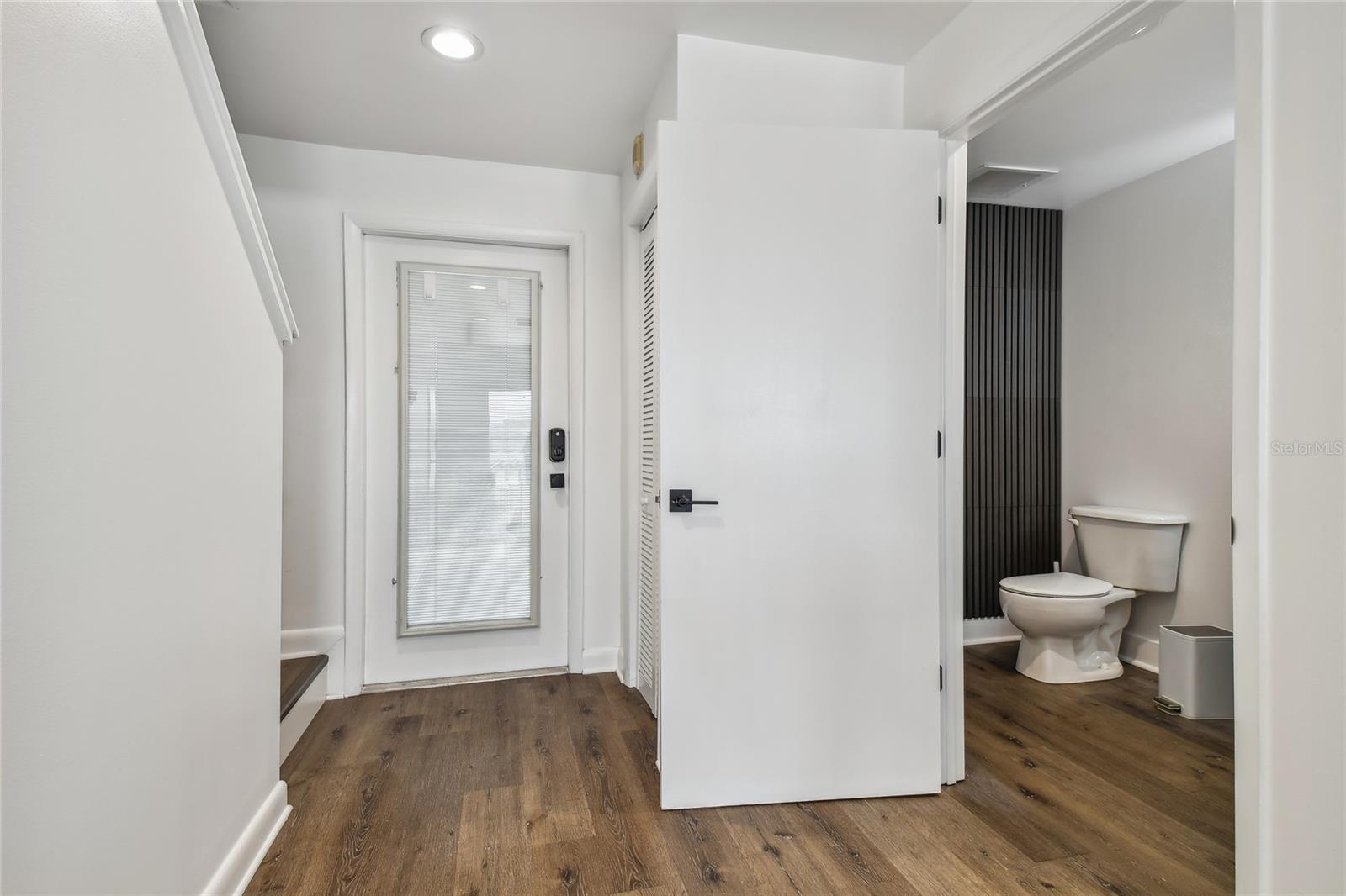 1621 E 4TH AVE #306 — photo 35