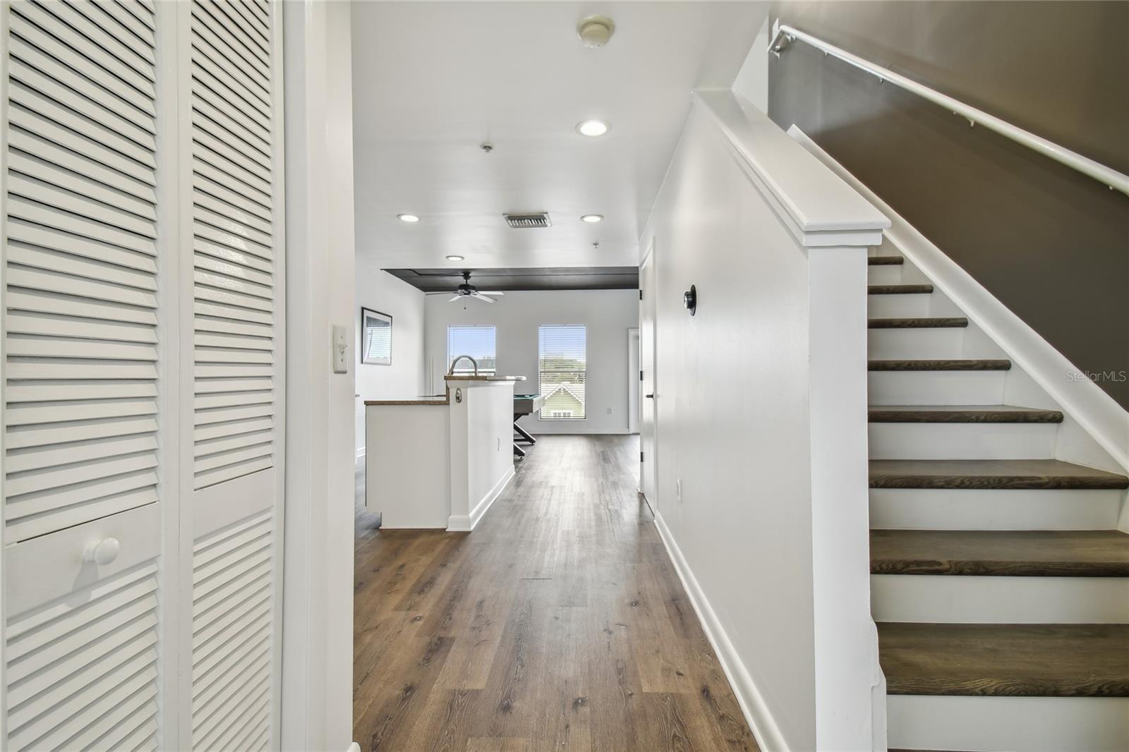 1621 E 4TH AVE #306 — photo 33