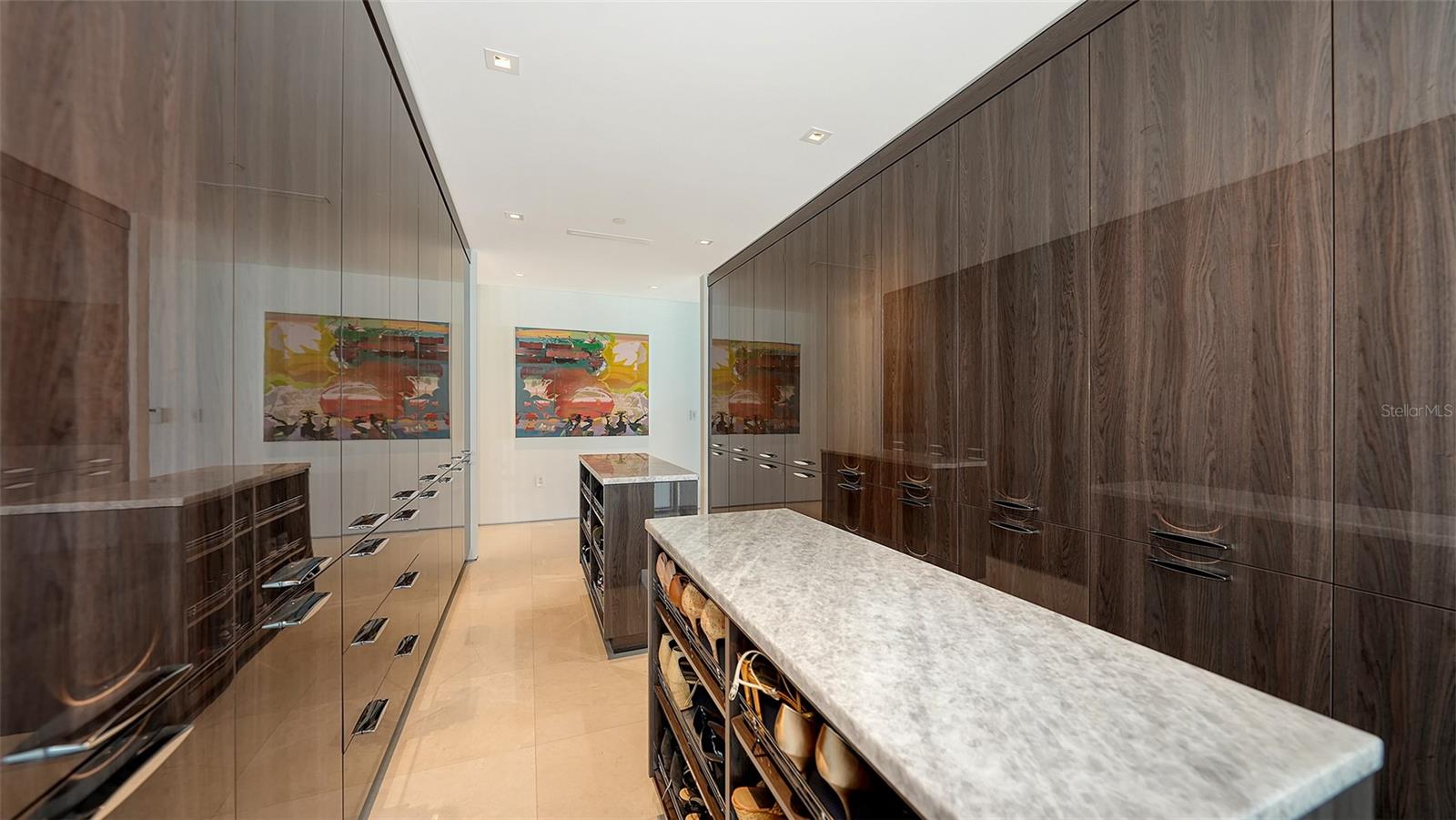 280 GOLDEN GATE PT #600 — photo 32