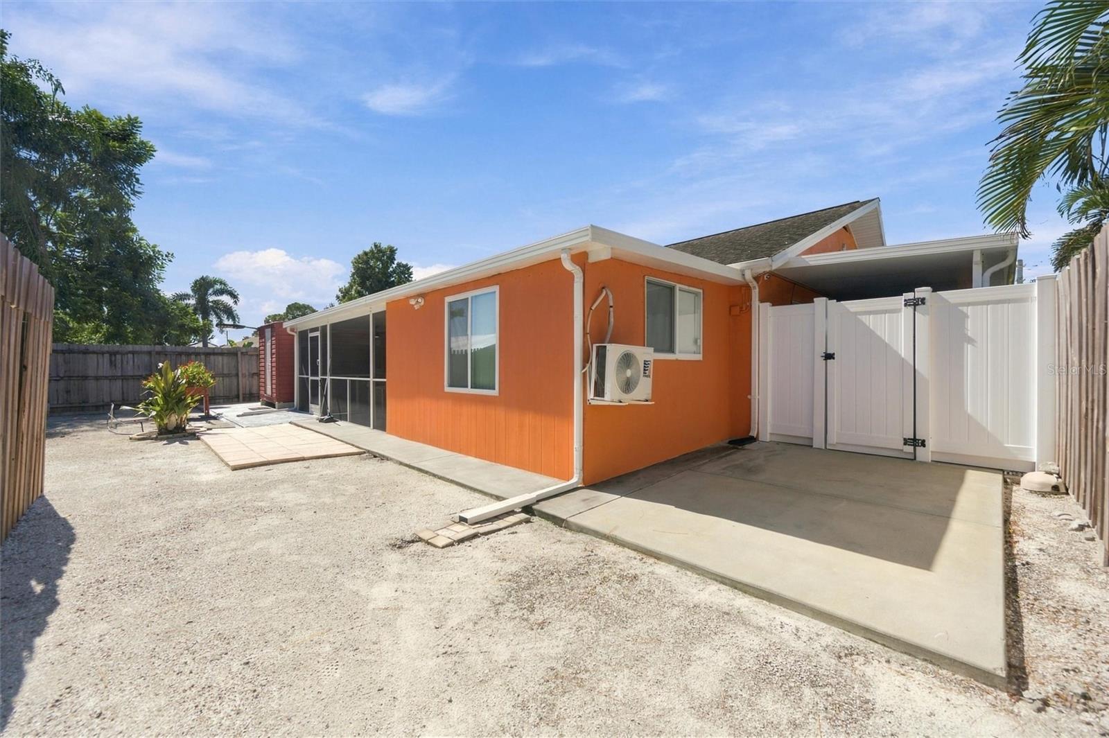 6625 MAUNA LOA BLVD — photo 45
