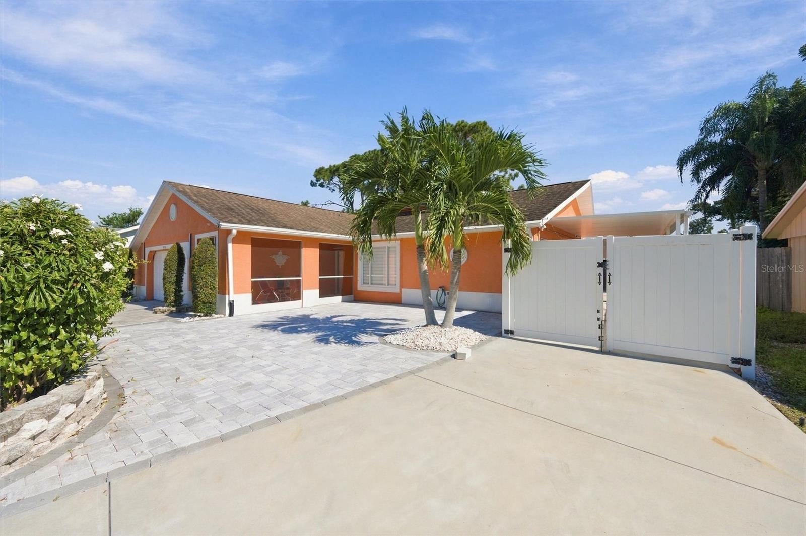 6625 MAUNA LOA BLVD — photo 2