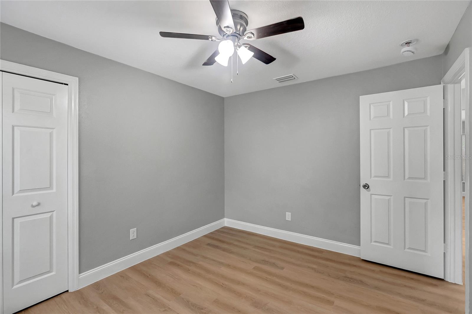 3419 E DIANA ST — photo 22
