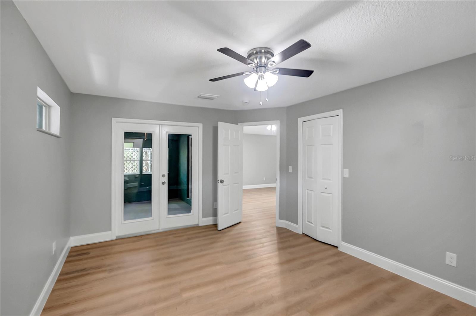 3419 E DIANA ST — photo 16