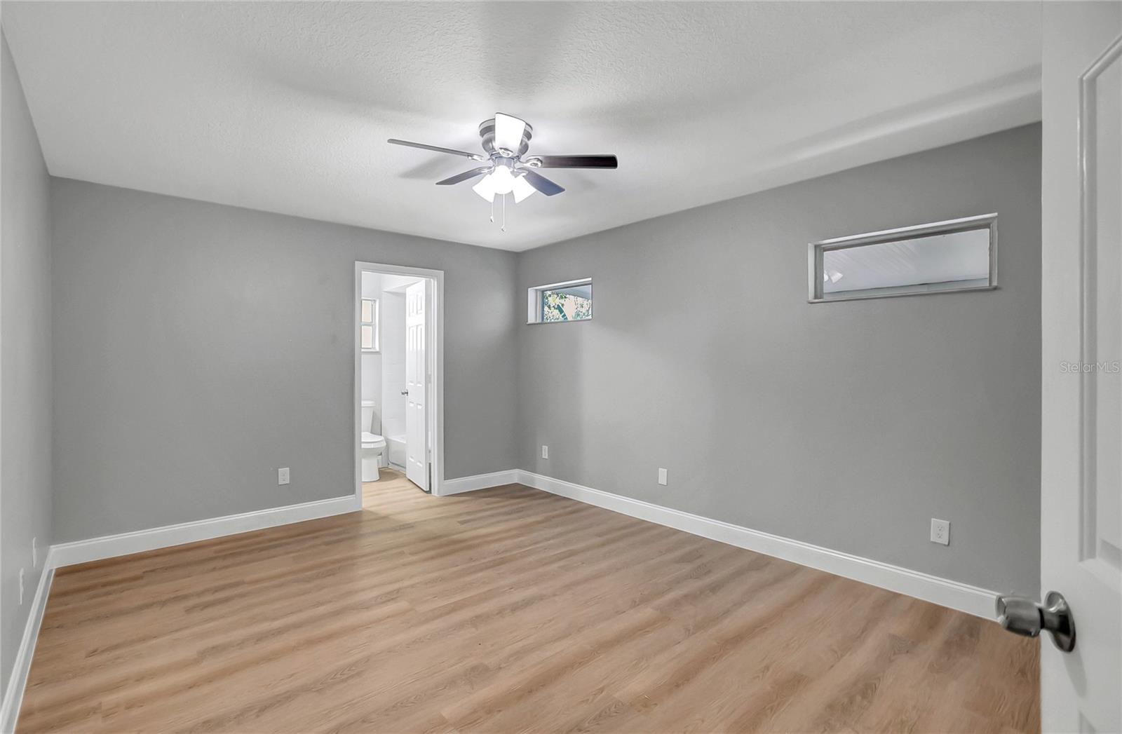 3419 E DIANA ST — photo 14