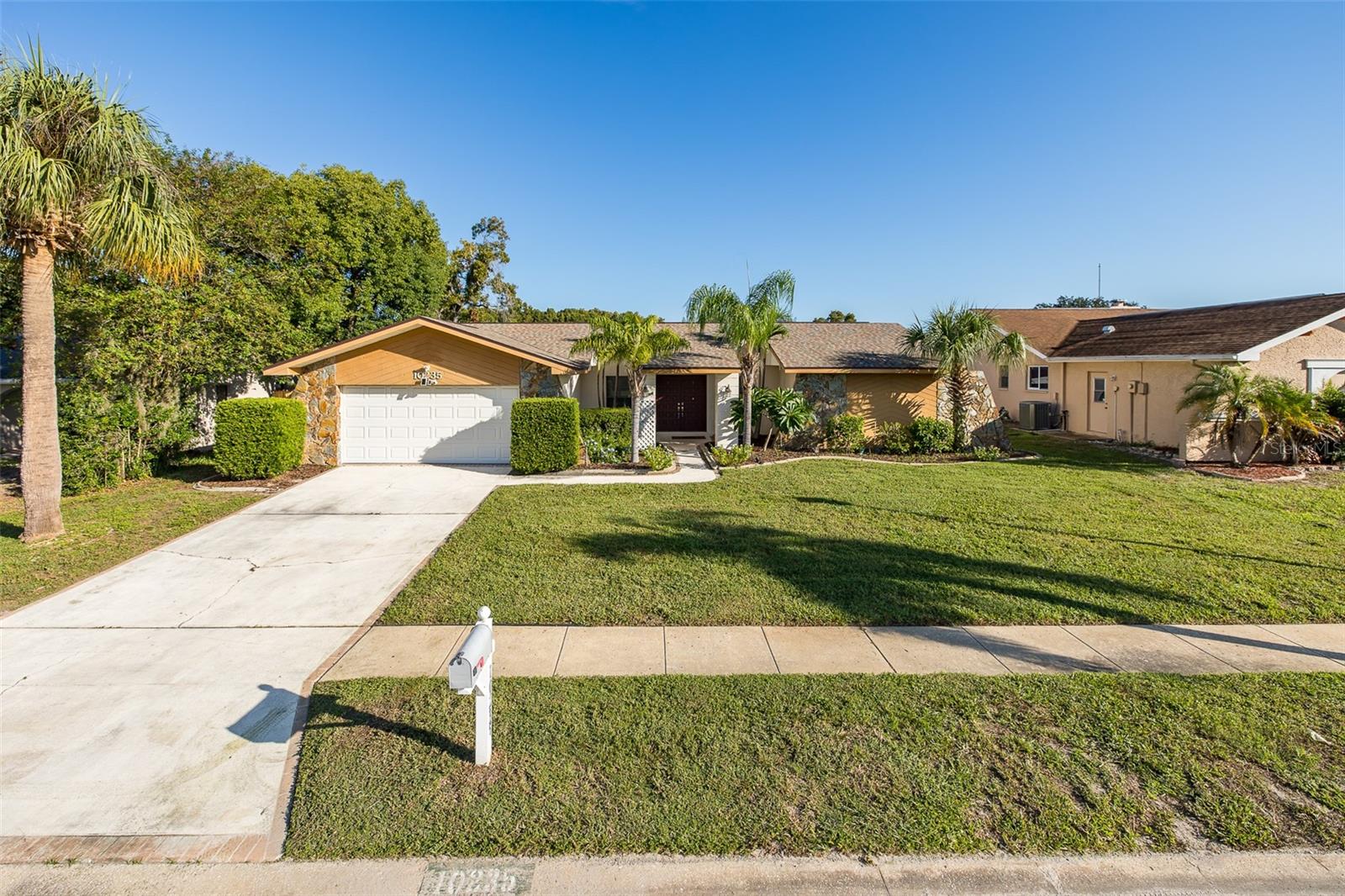 10235 LANDMARK DR — photo 63