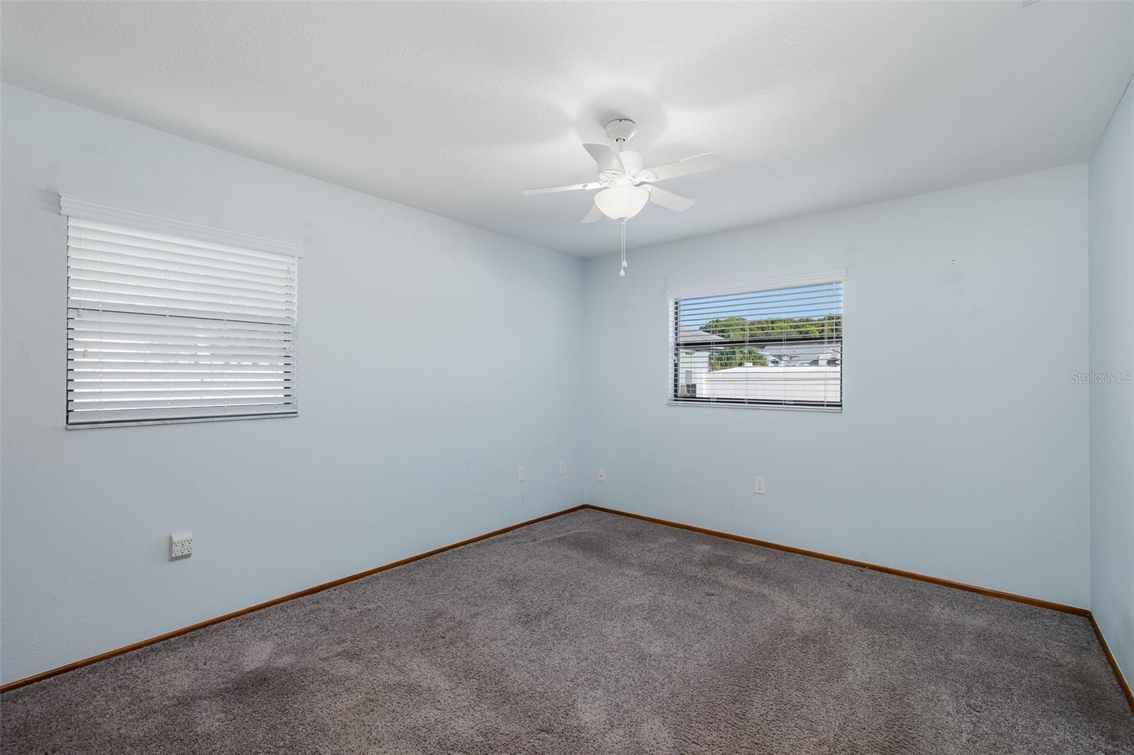 10235 LANDMARK DR — photo 37
