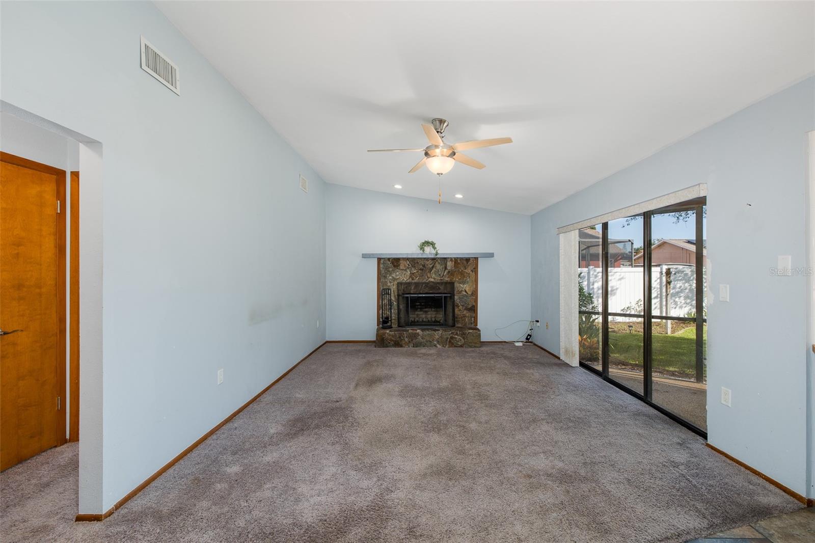 10235 LANDMARK DR — photo 24