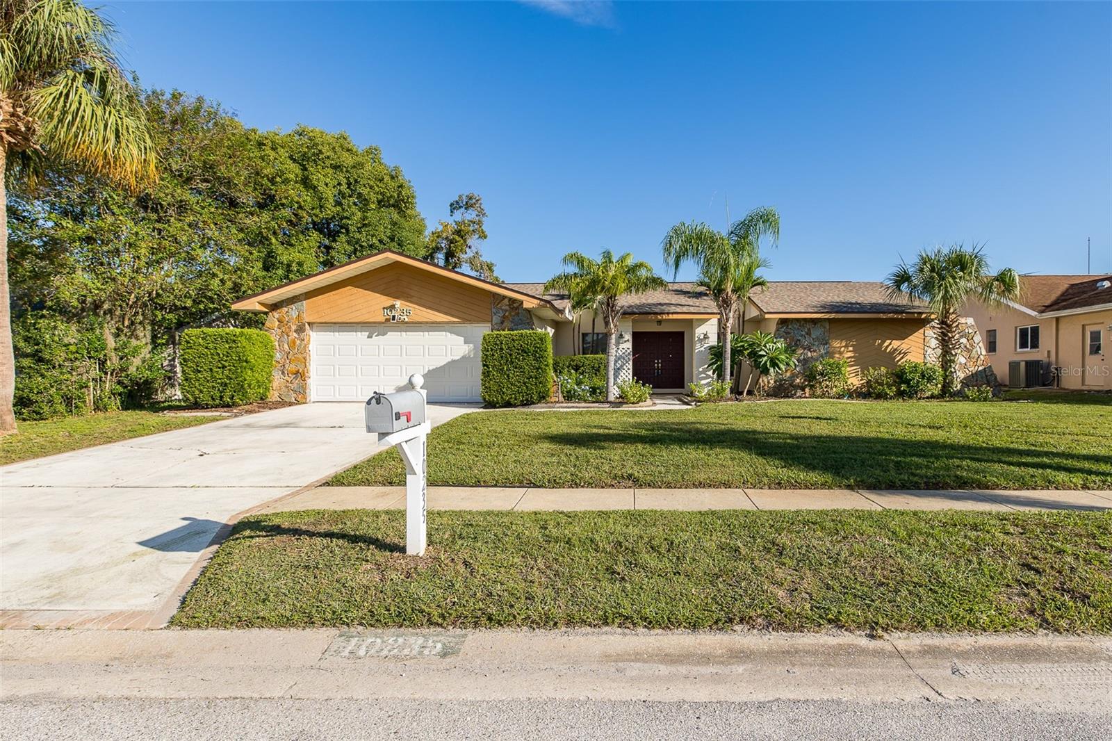 10235 LANDMARK DR — photo 56