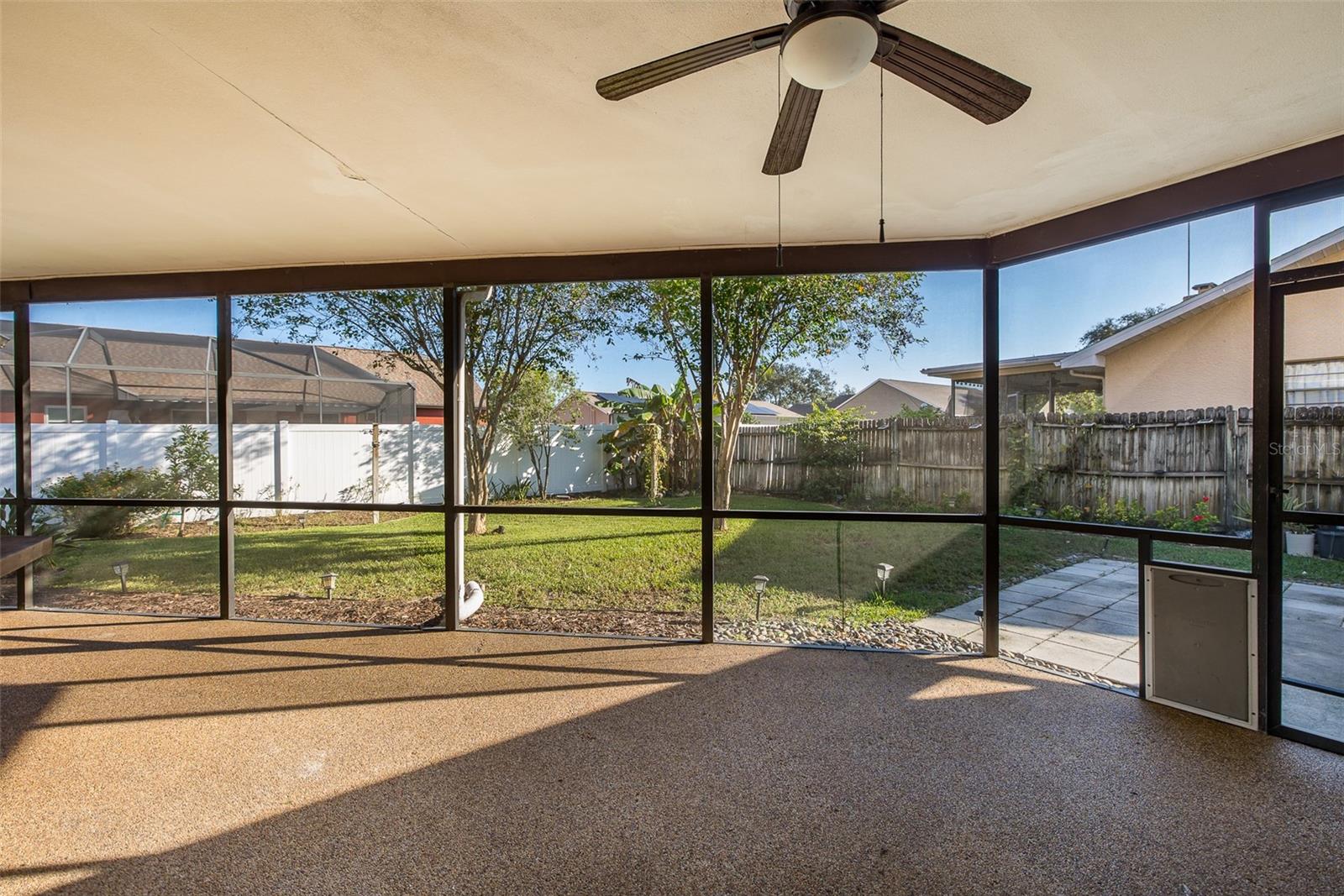 10235 LANDMARK DR — photo 2