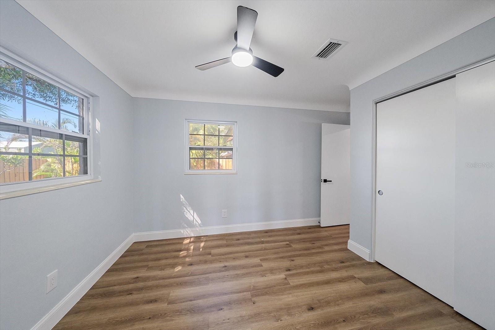 3372 WEBBER ST — photo 21