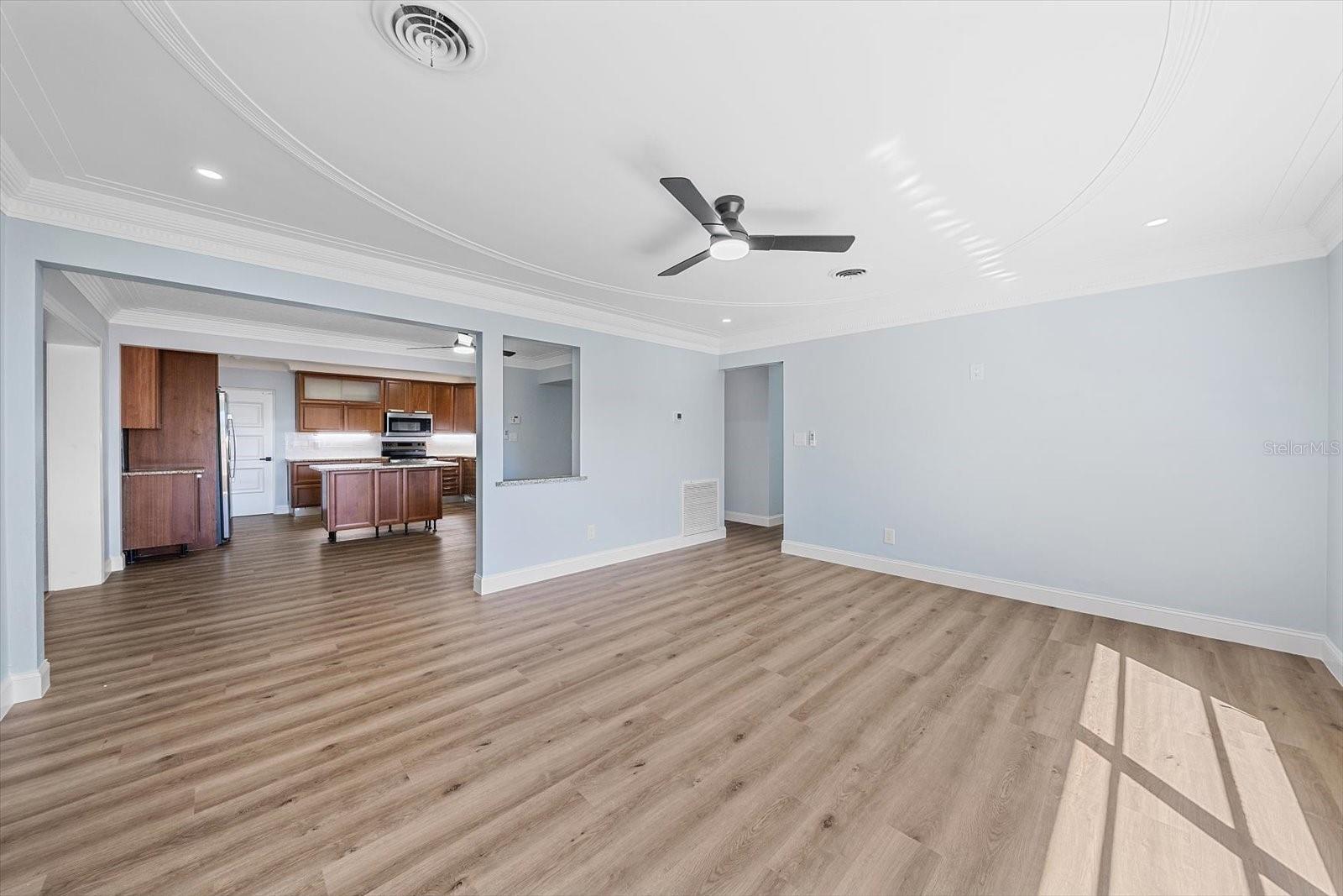 3372 WEBBER ST — photo 12