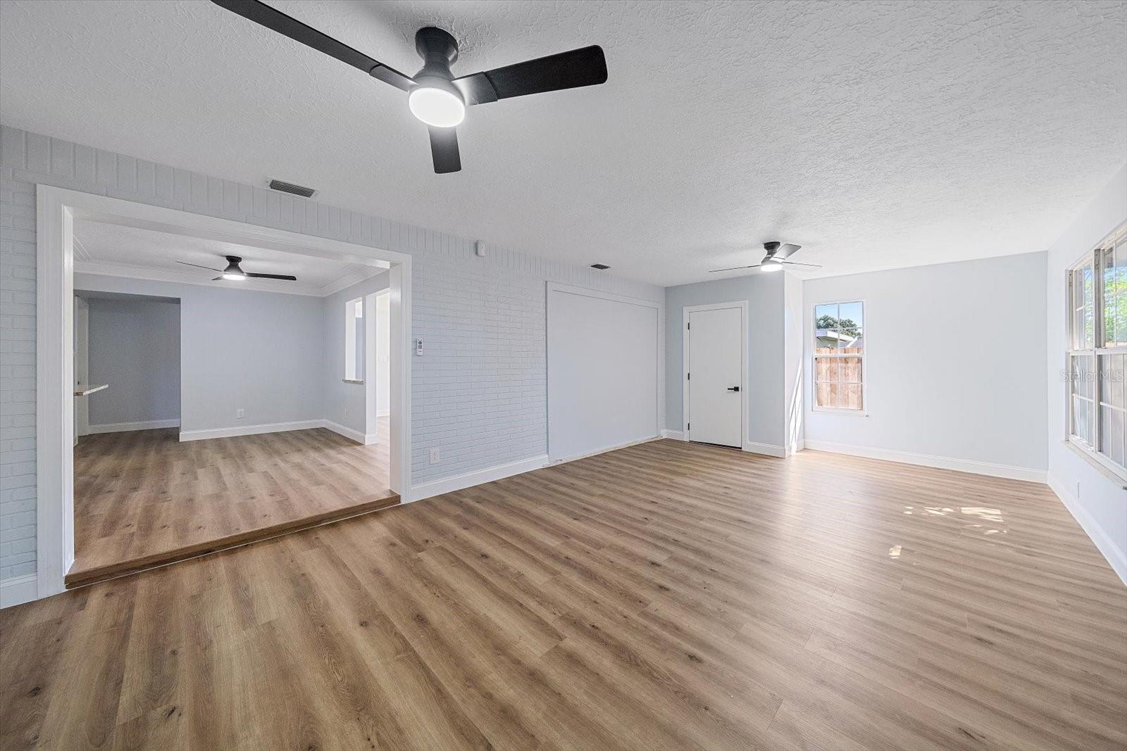 3372 WEBBER ST — photo 23