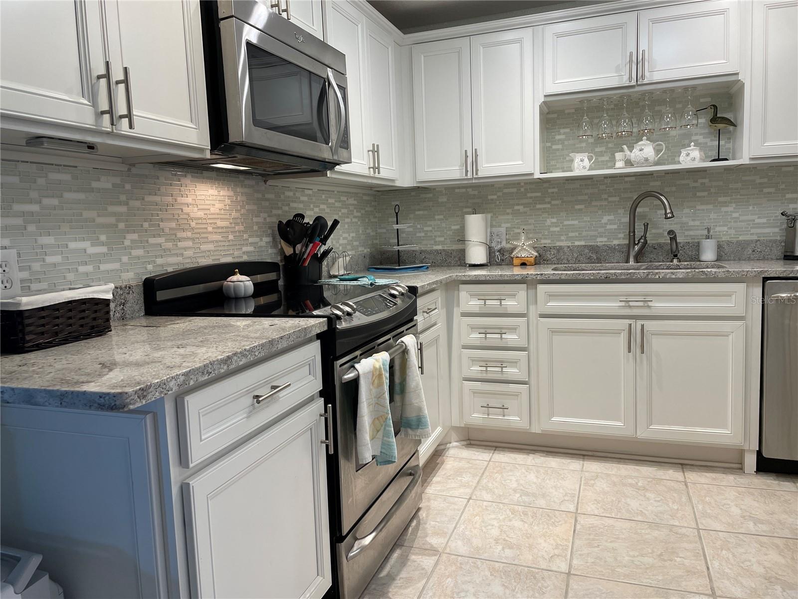 1621 GULF BLVD #1106 — photo 40