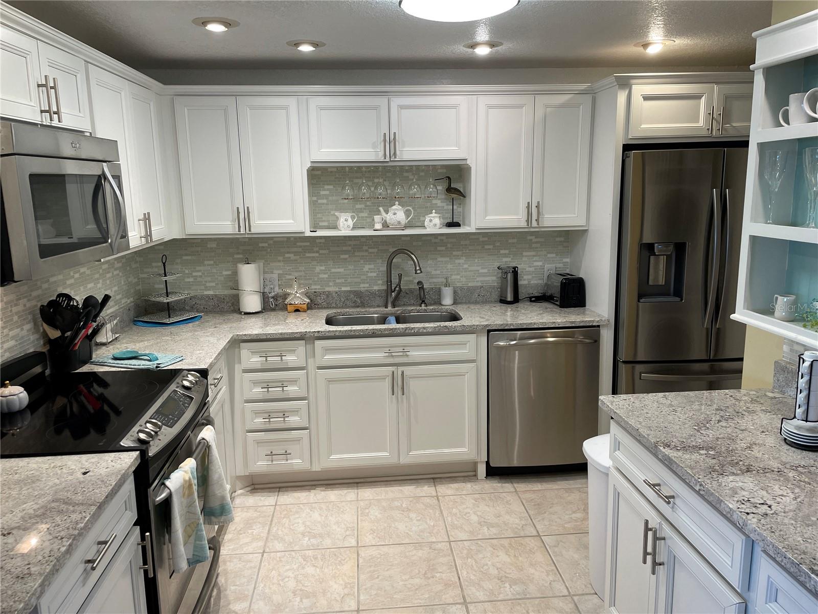 1621 GULF BLVD #1106 — photo 43