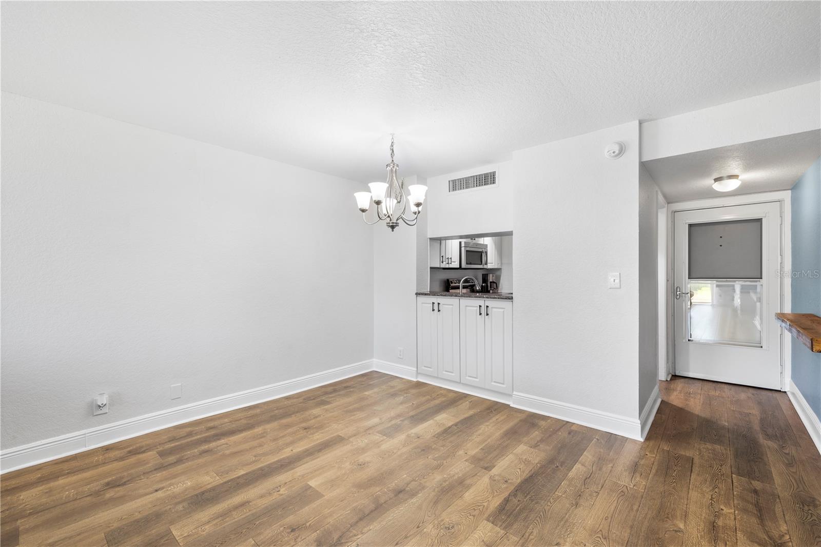 2616 COVE CAY DR #105 — photo 20