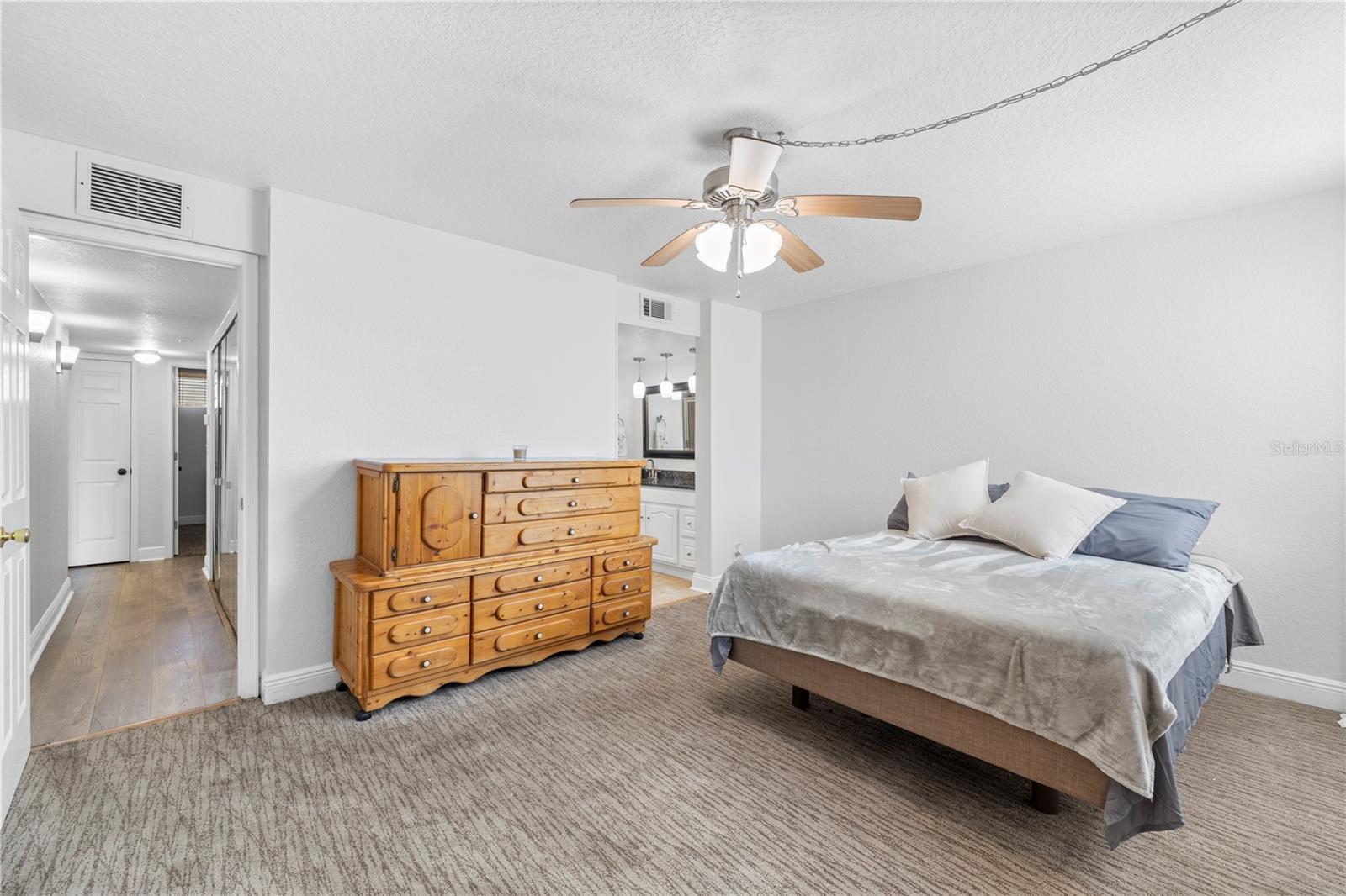 2616 COVE CAY DR #105 — photo 38