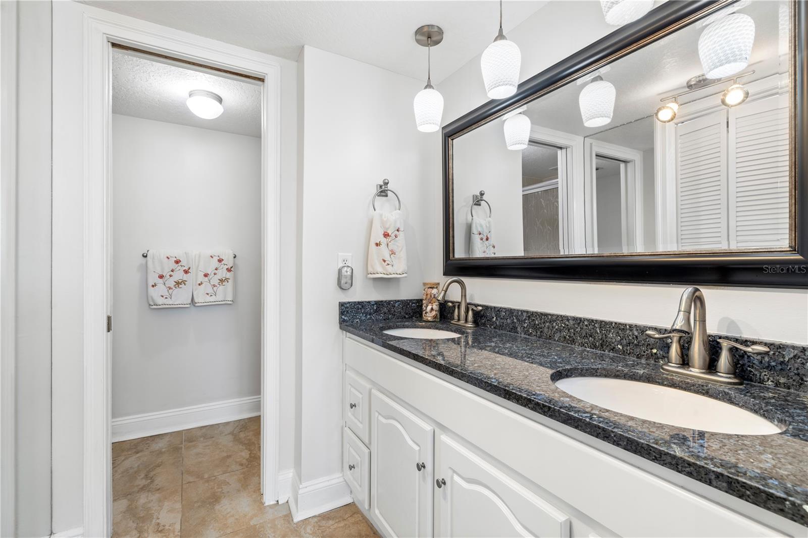 2616 COVE CAY DR #105 — photo 40
