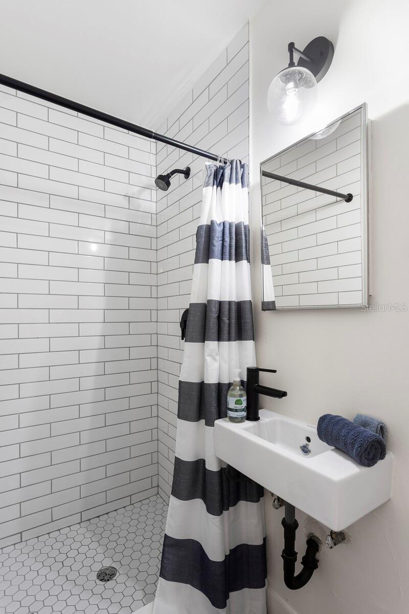 5706 8TH AVENUE DR W — photo 25