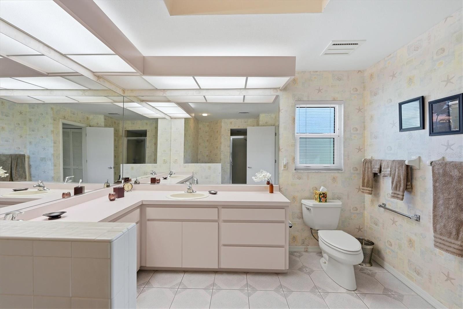 3981 WILSHIRE CIR E #195 — photo 27