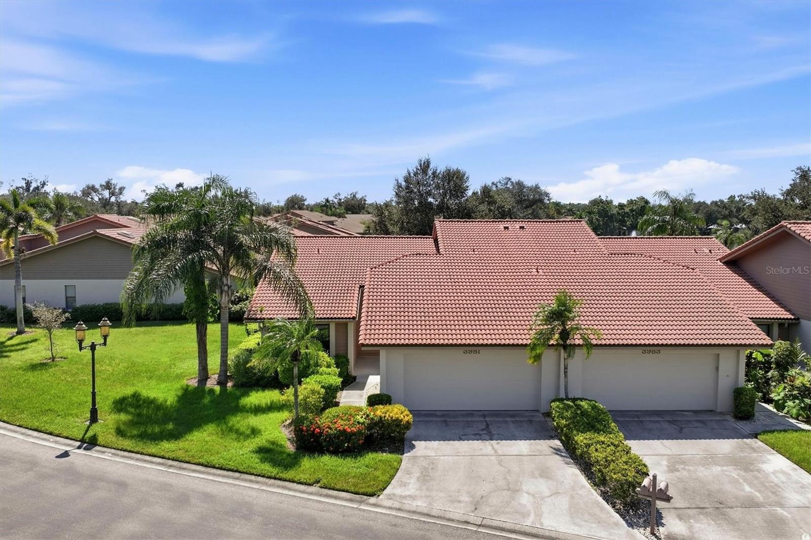 3981 WILSHIRE CIR E #195 — photo 38