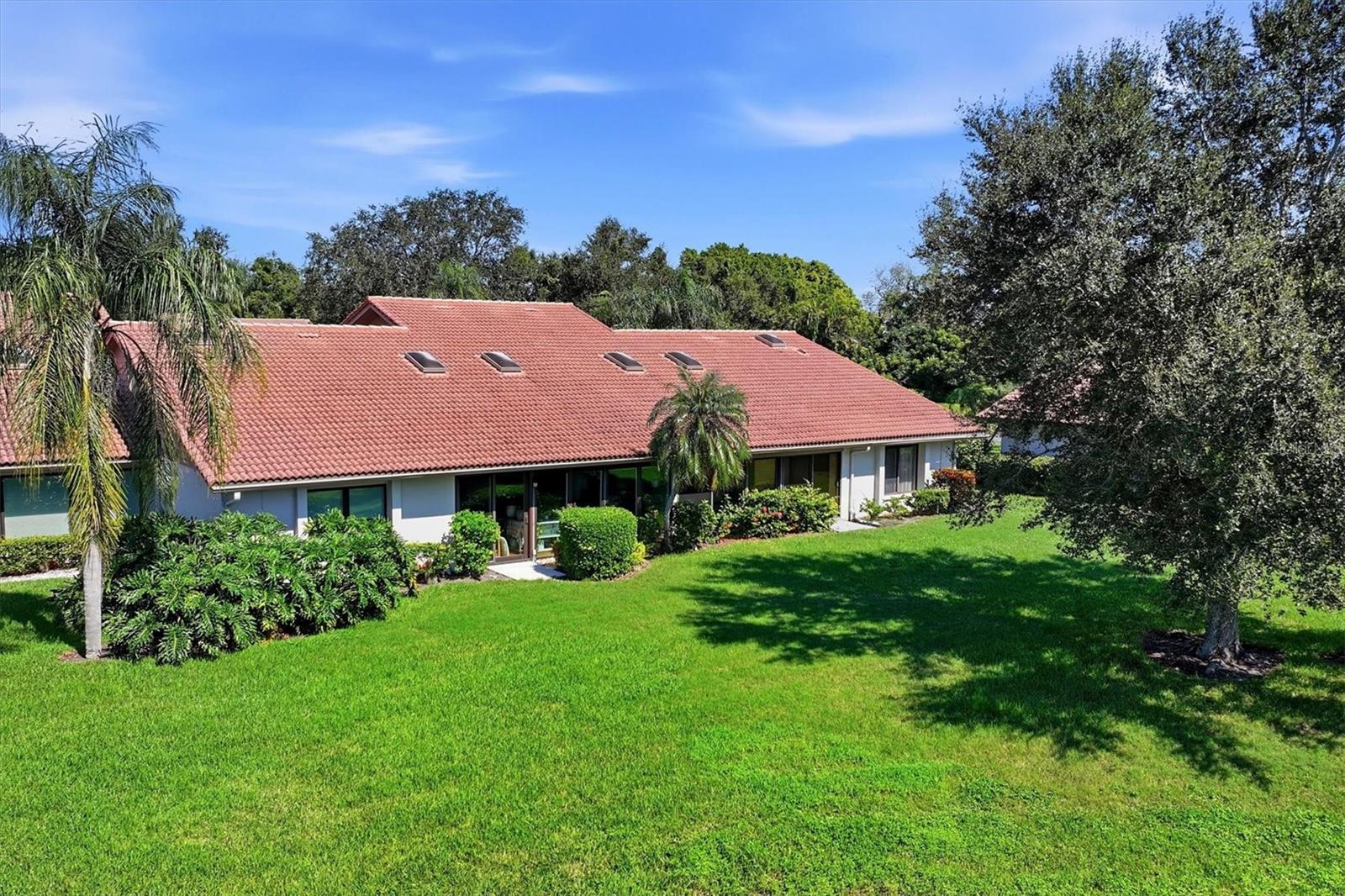 3981 WILSHIRE CIR E #195 — photo 35