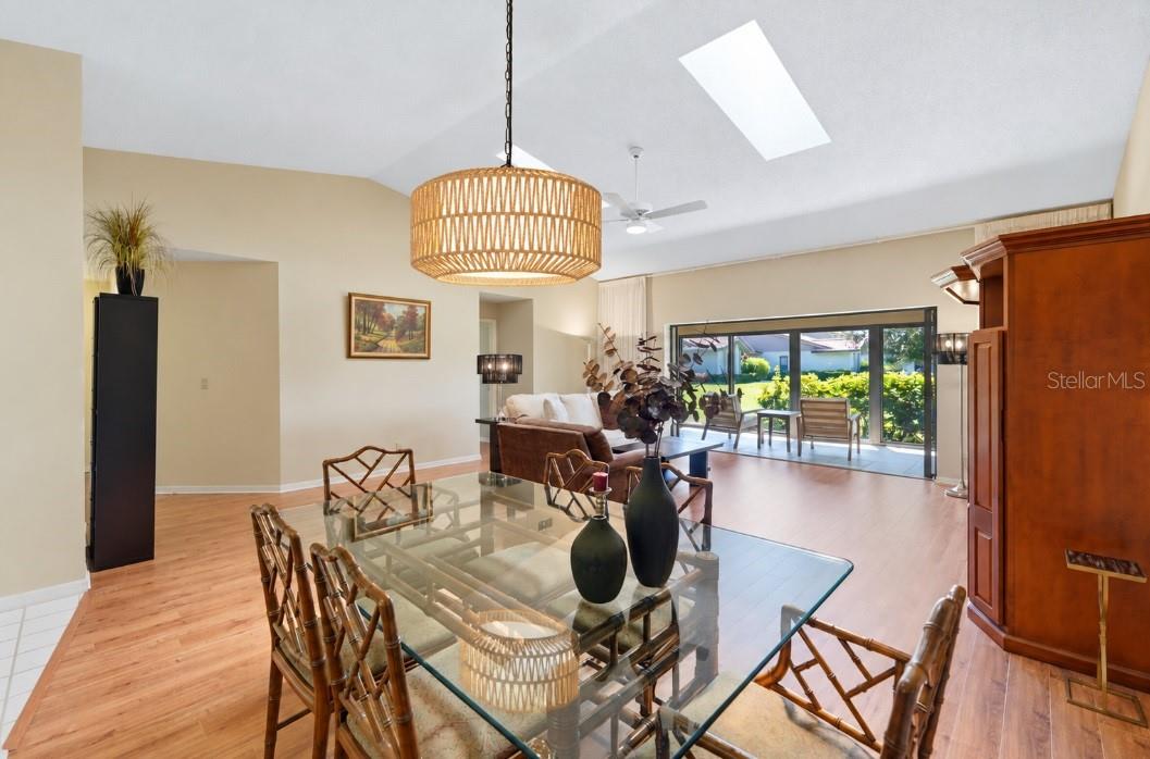 3981 WILSHIRE CIR E #195 — photo 7