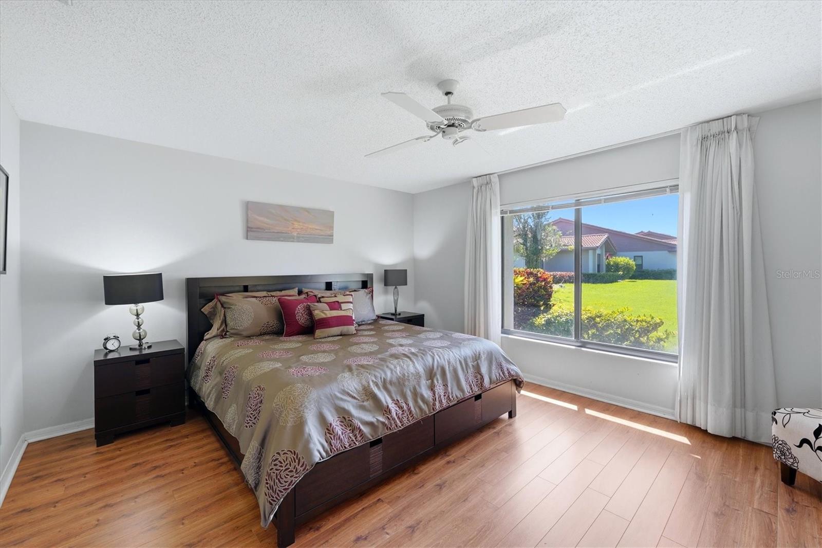 3981 WILSHIRE CIR E #195 — photo 23
