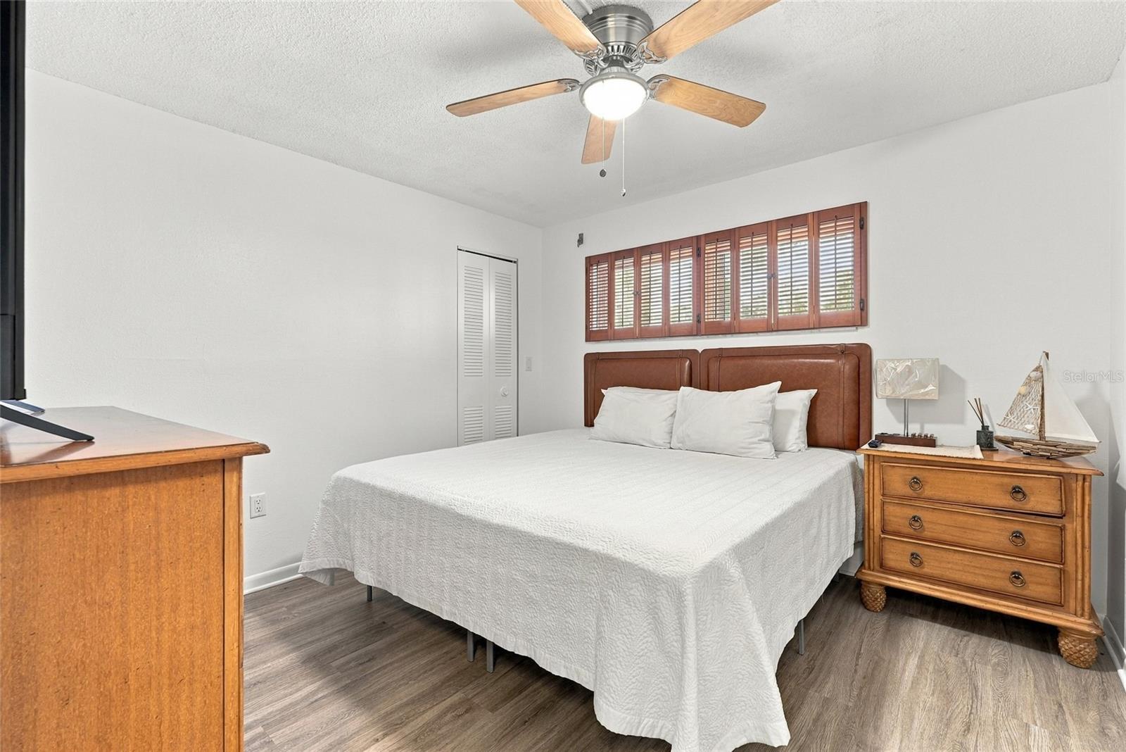 11000 GULF BLVD #1002 — photo 34