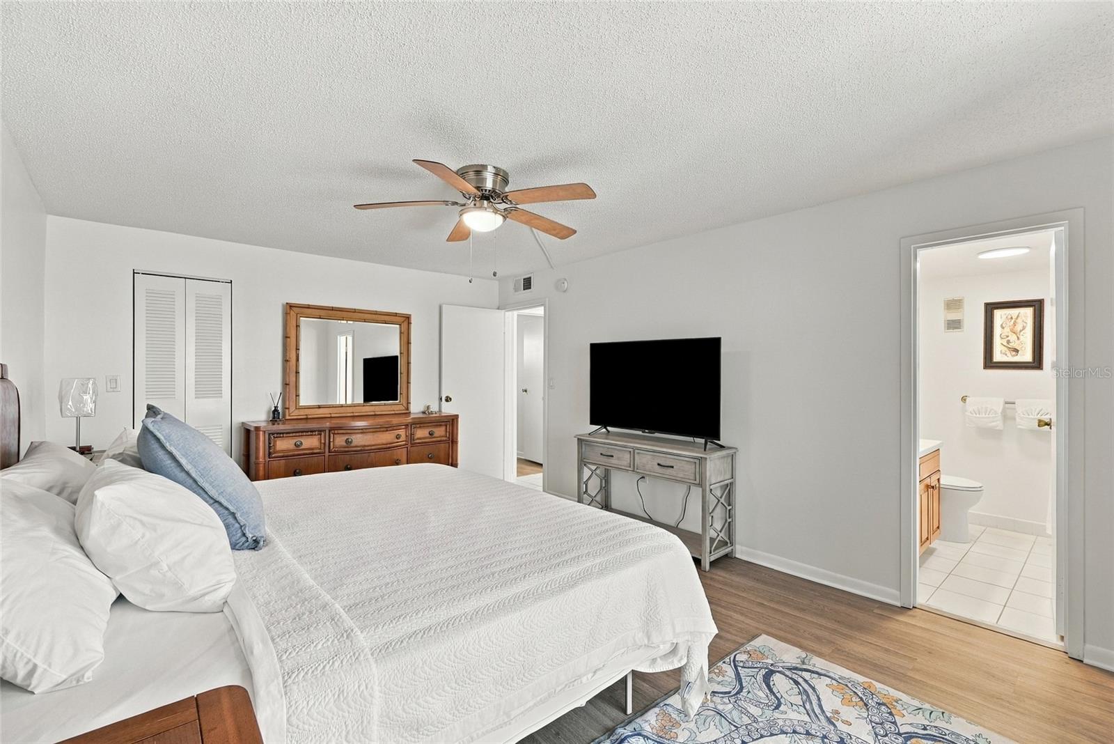 11000 GULF BLVD #1002 — photo 42