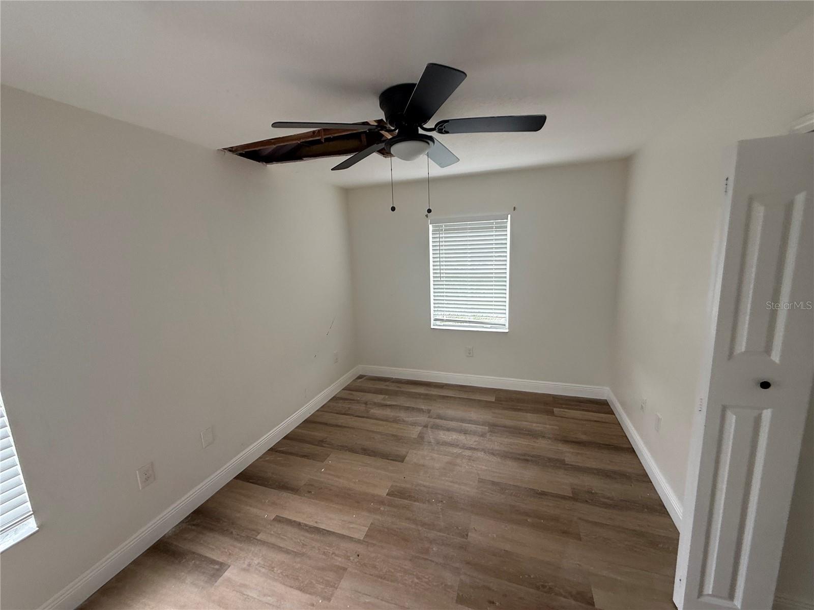 7542 MAROON PEAK DR — photo 15