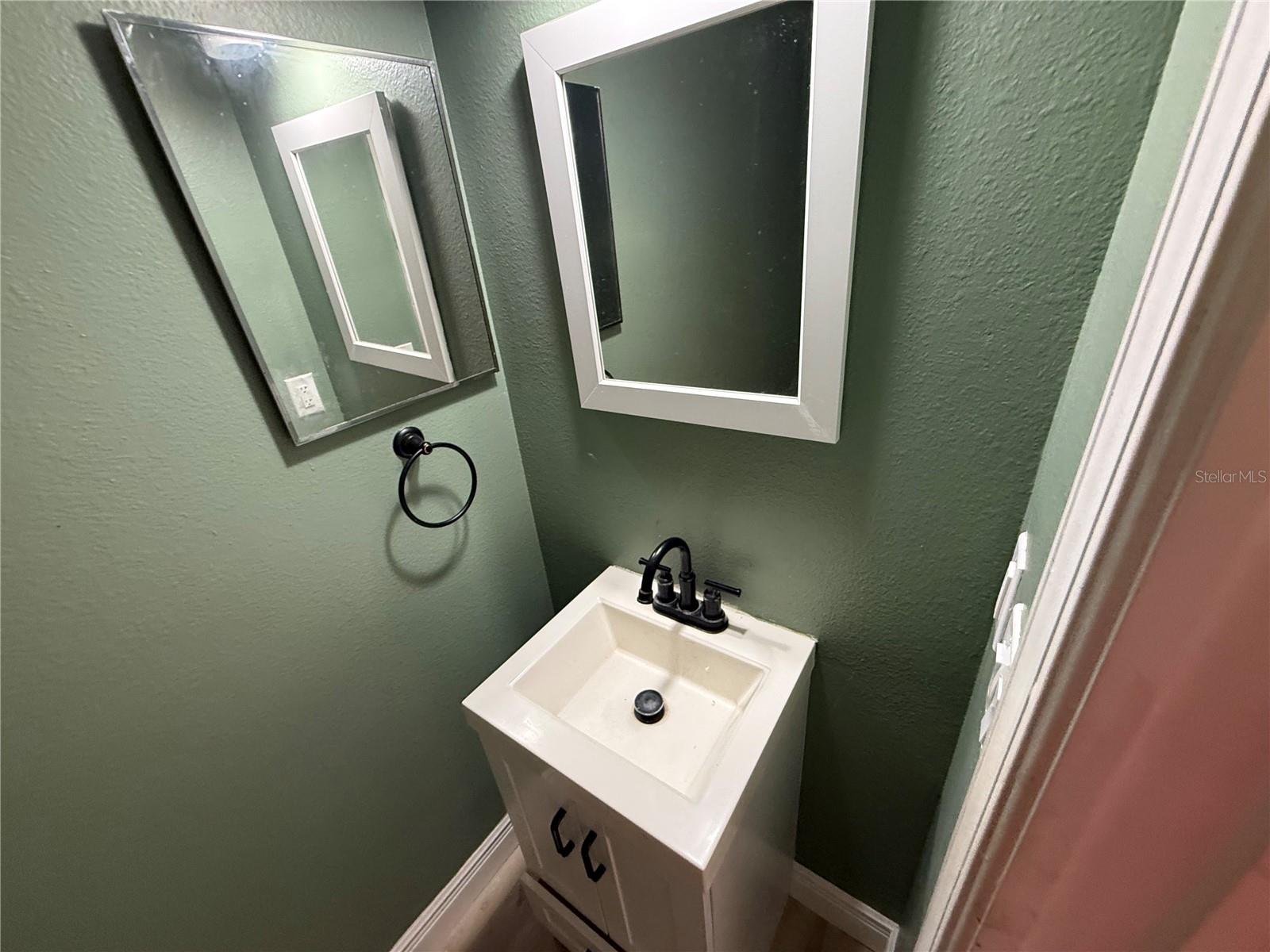 7542 MAROON PEAK DR — photo 11