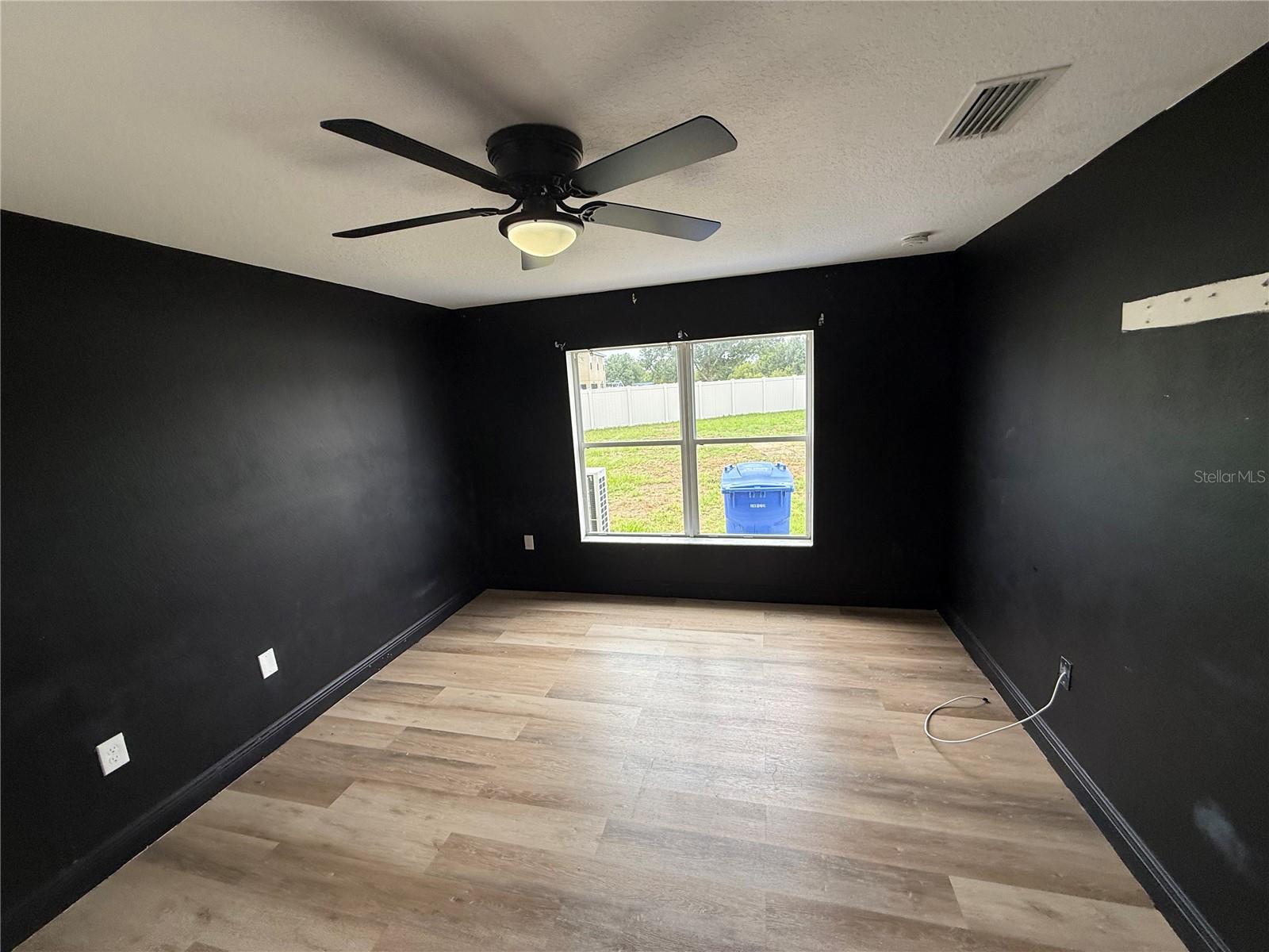7542 MAROON PEAK DR — photo 8
