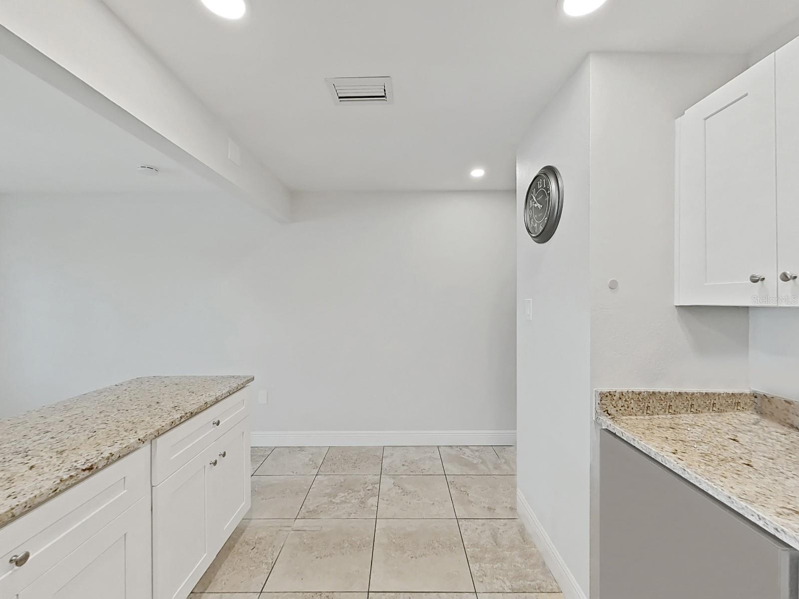 2501 HARN BLVD #H39 — photo 11