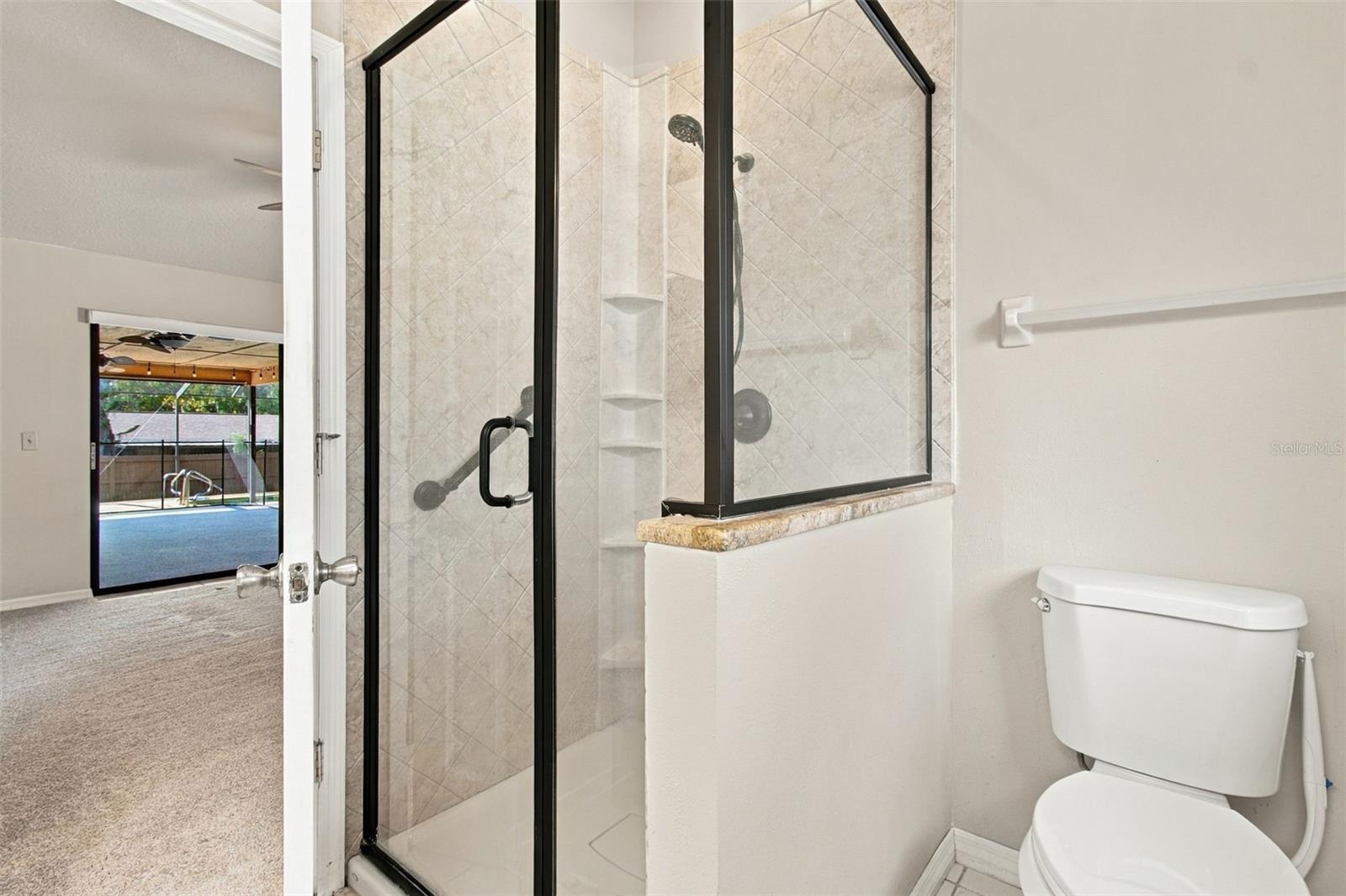 3180 LAKE SAXON DR — photo 23