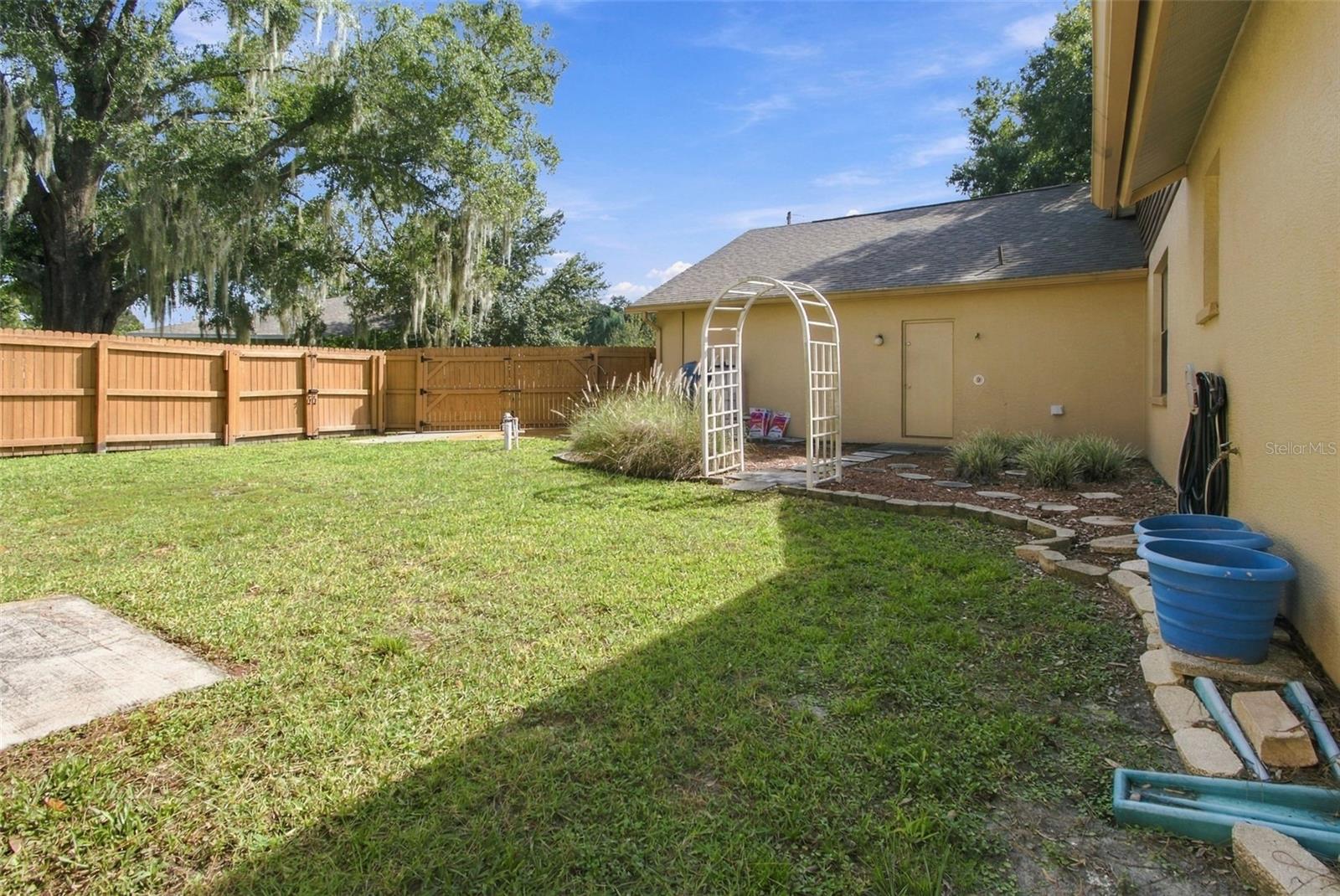 3180 LAKE SAXON DR — photo 53