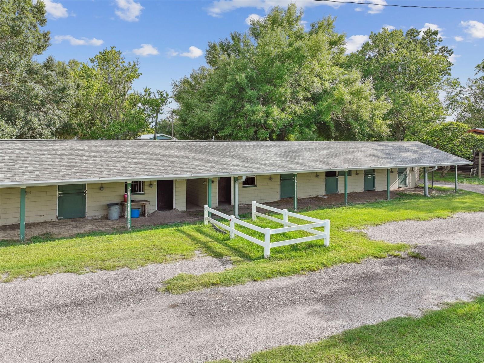 3180 LAKE SAXON DR — photo 69