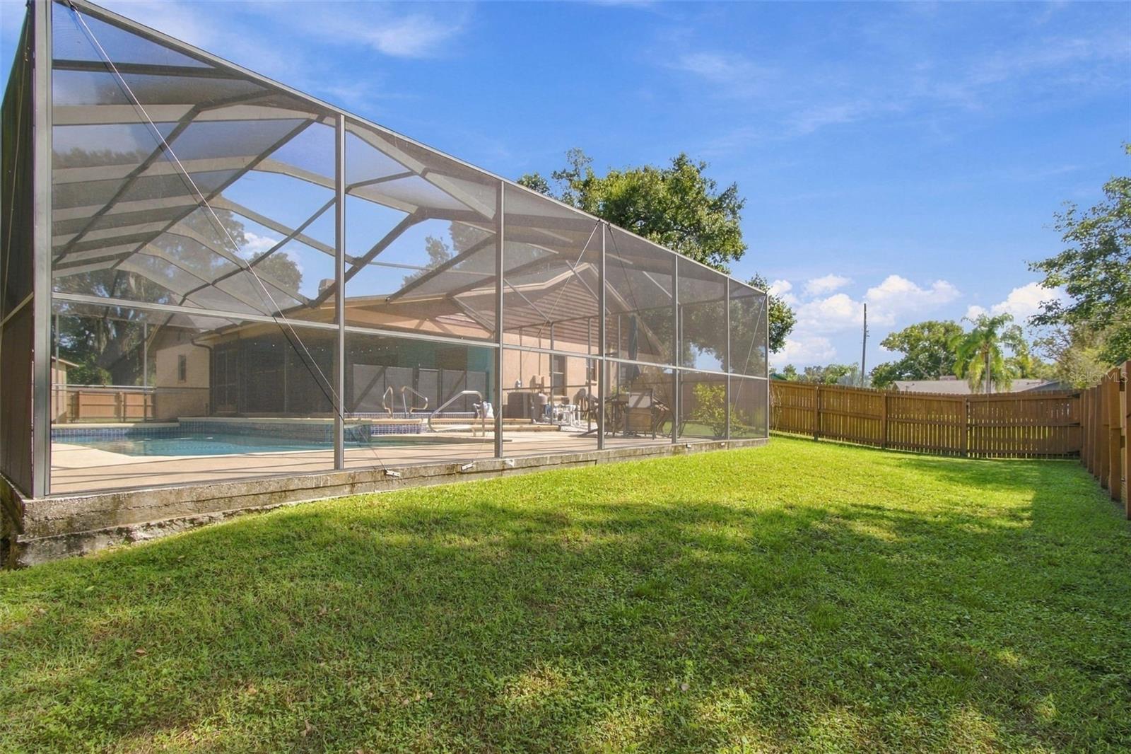 3180 LAKE SAXON DR — photo 39
