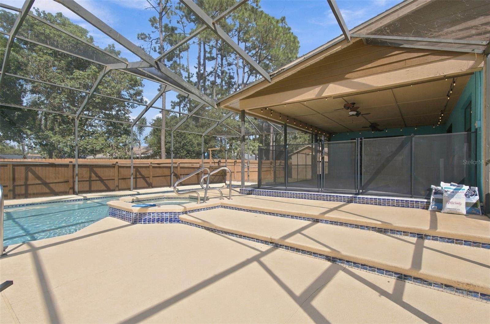 3180 LAKE SAXON DR — photo 38