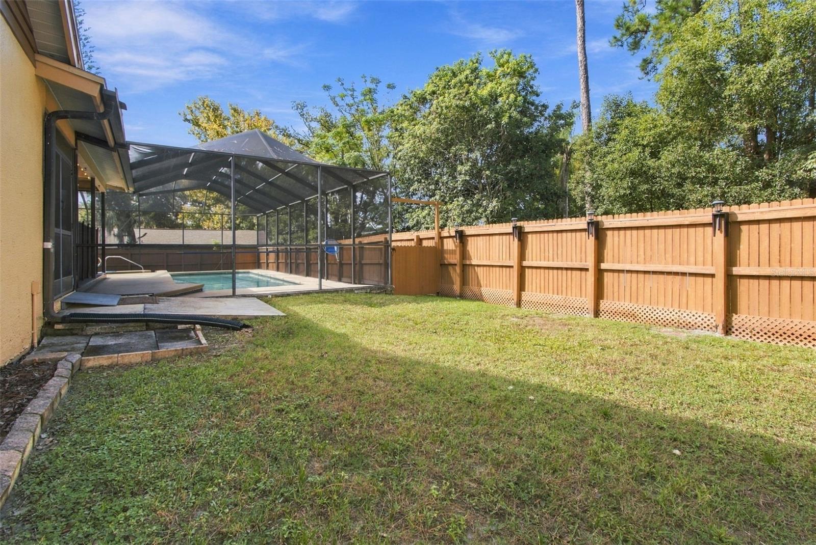 3180 LAKE SAXON DR — photo 52