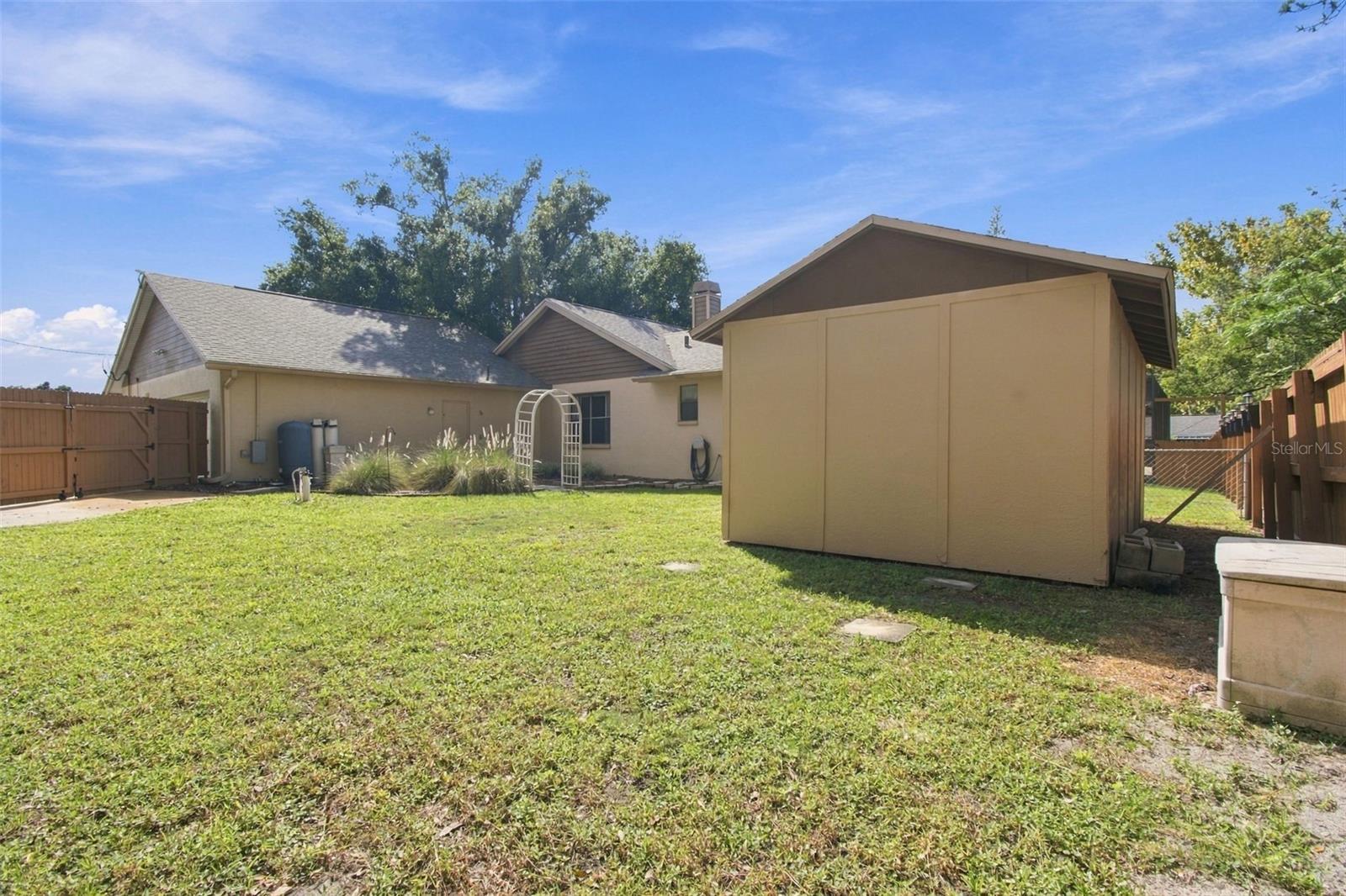 3180 LAKE SAXON DR — photo 49