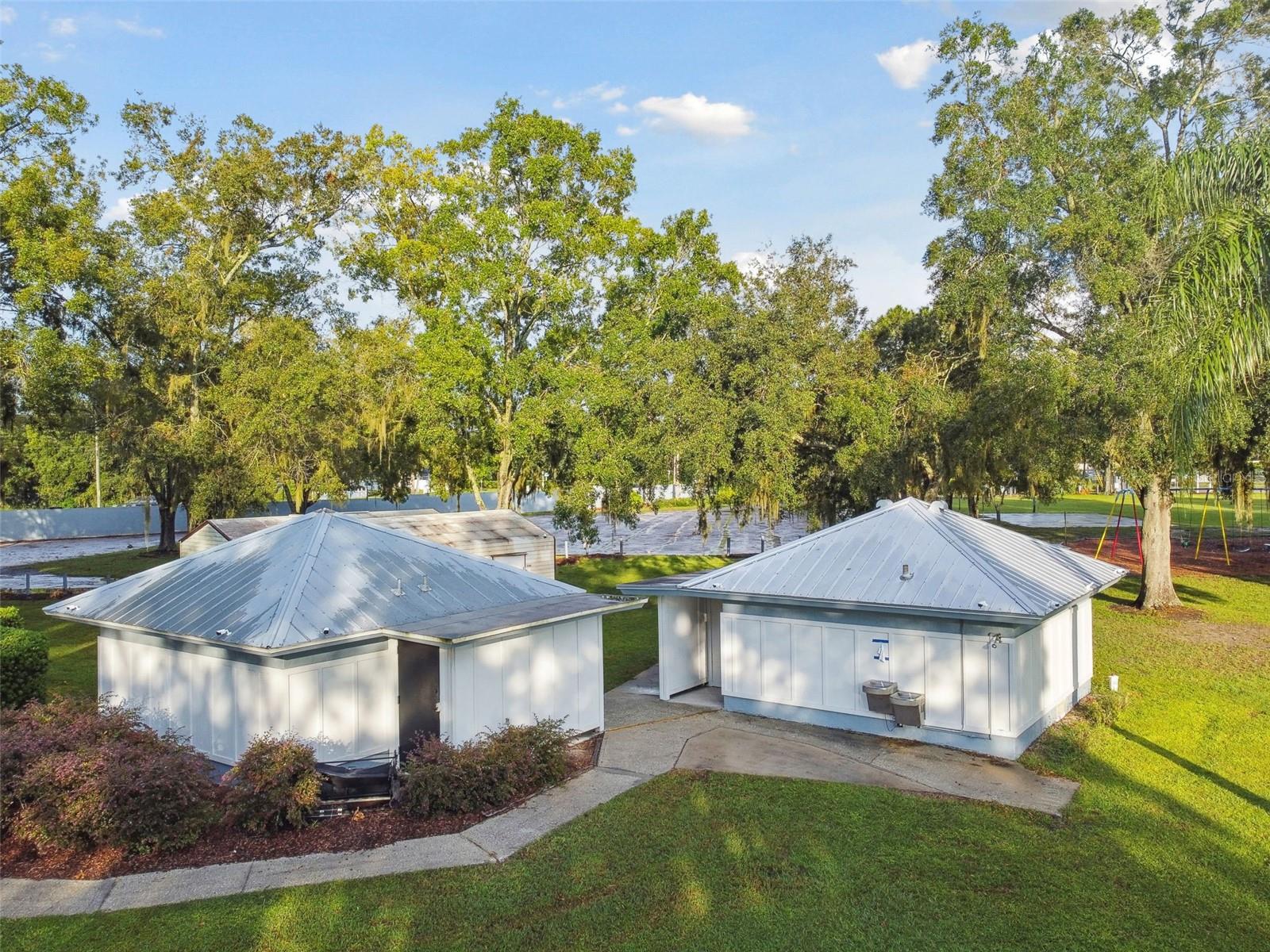 3180 LAKE SAXON DR — photo 65