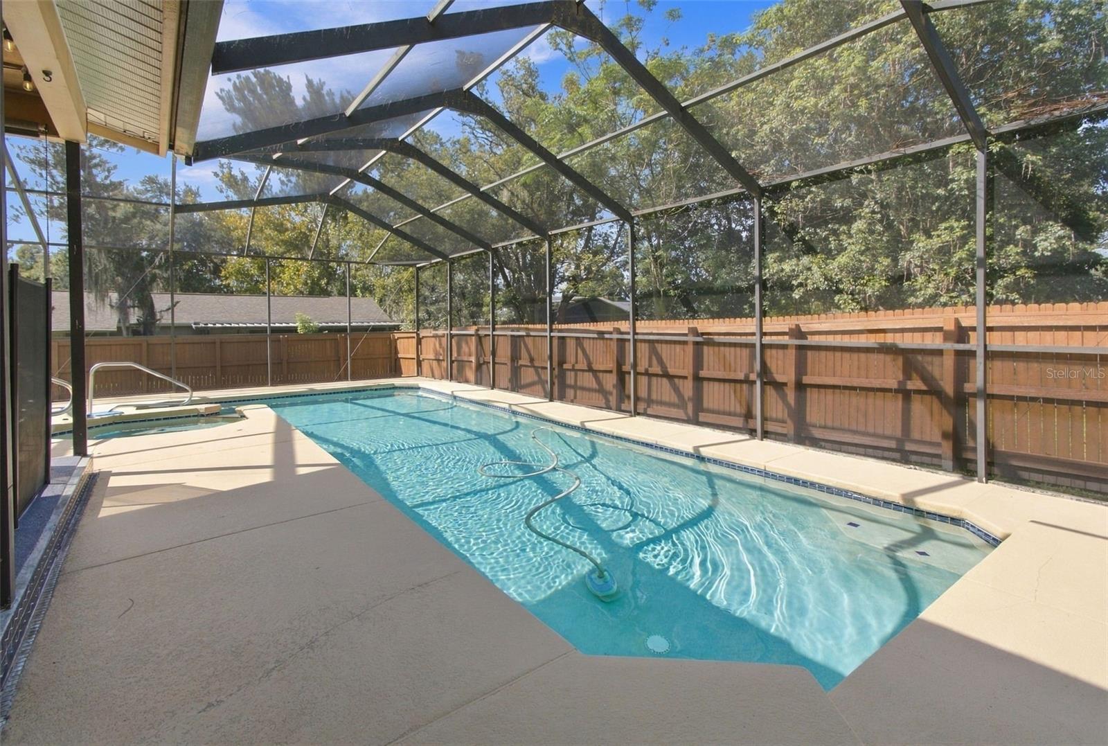 3180 LAKE SAXON DR — photo 35