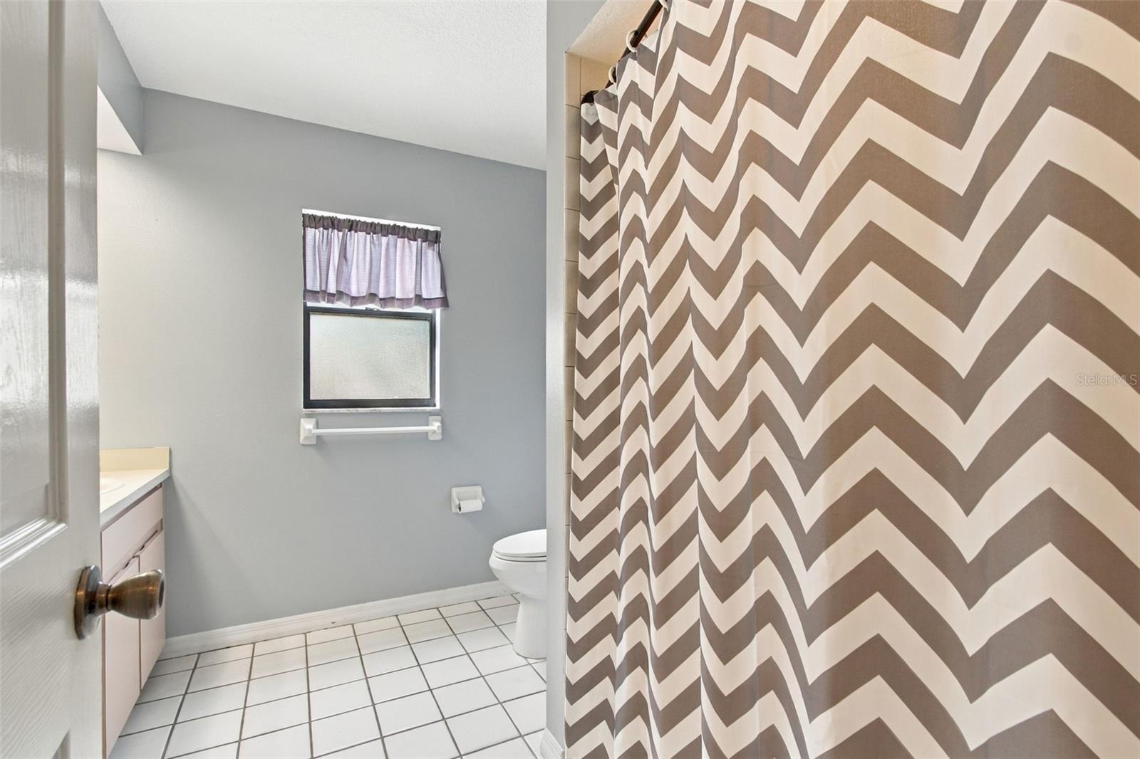 3180 LAKE SAXON DR — photo 26