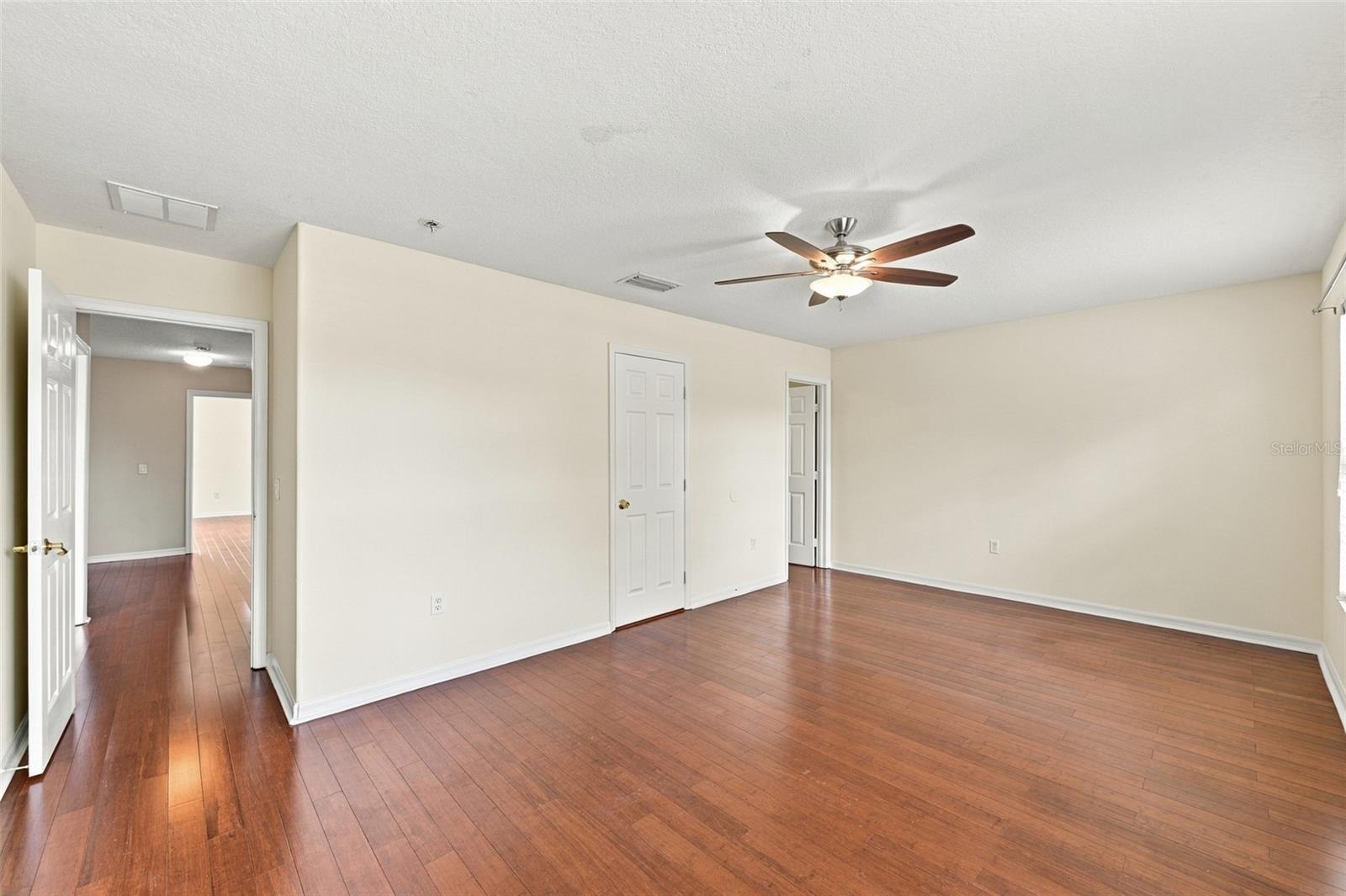 8826 ROYAL ENCLAVE BLVD — photo 33