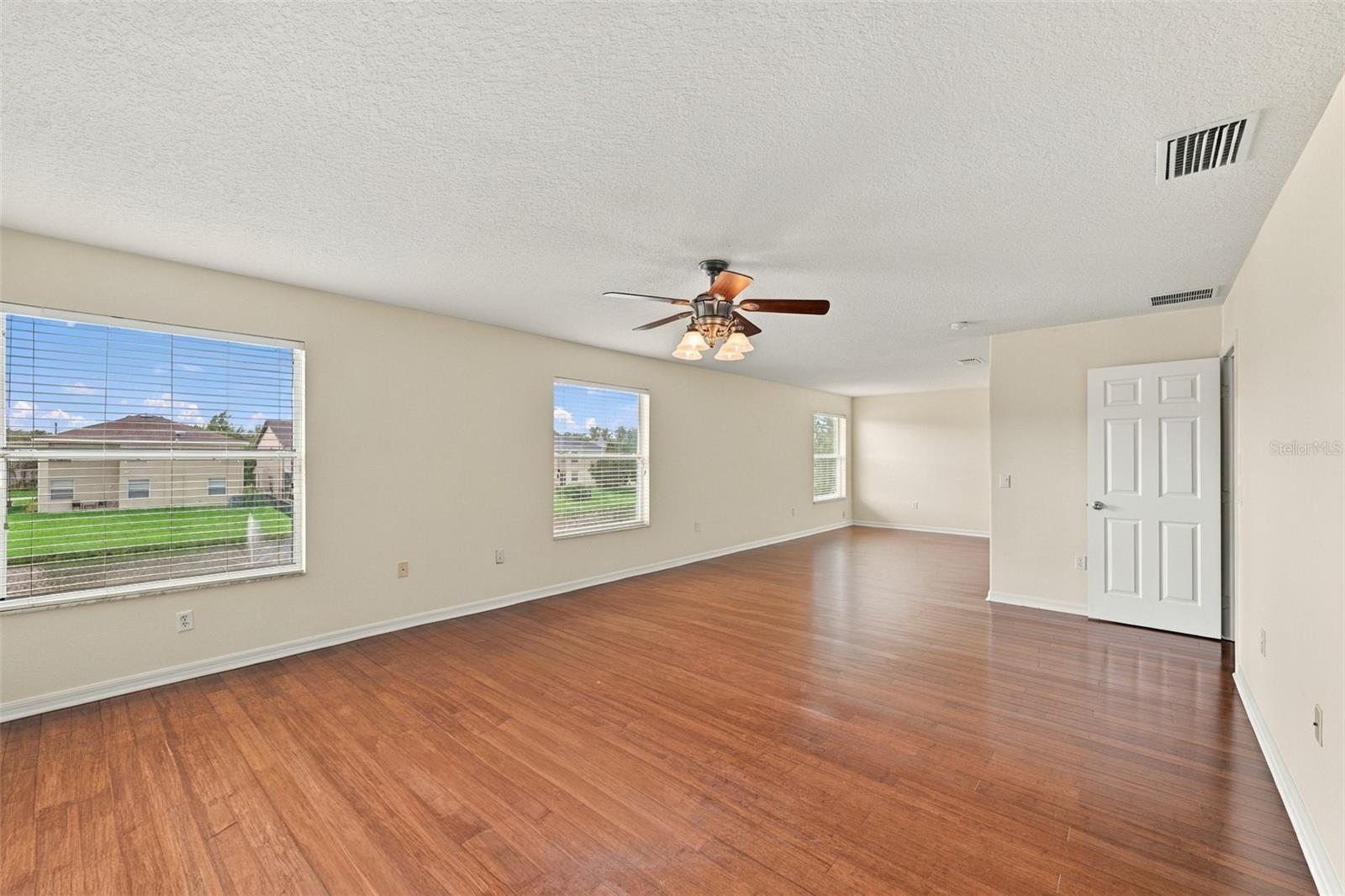 8826 ROYAL ENCLAVE BLVD — photo 29