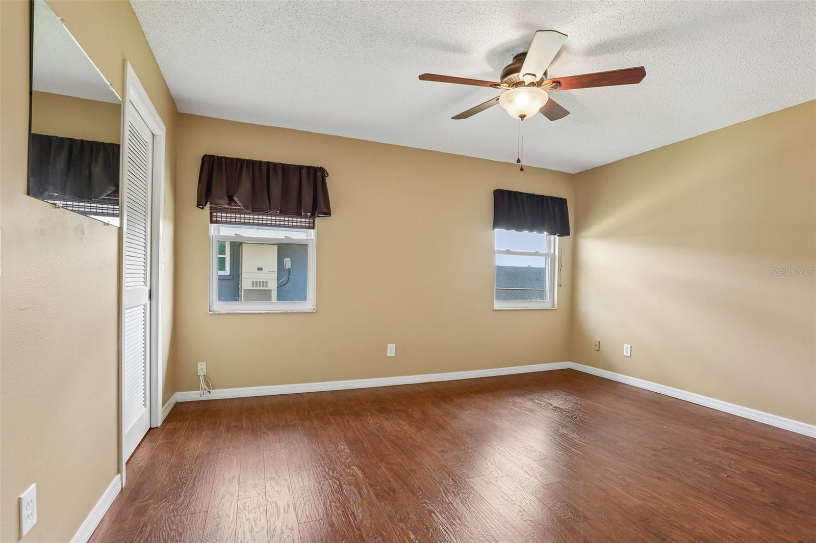 1806 PINEAPPLE PALM CT — photo 18