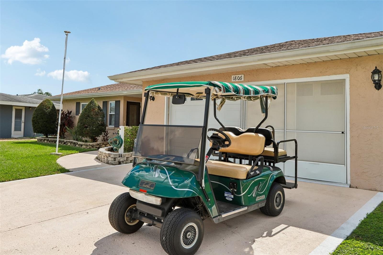 1806 PINEAPPLE PALM CT — photo 27